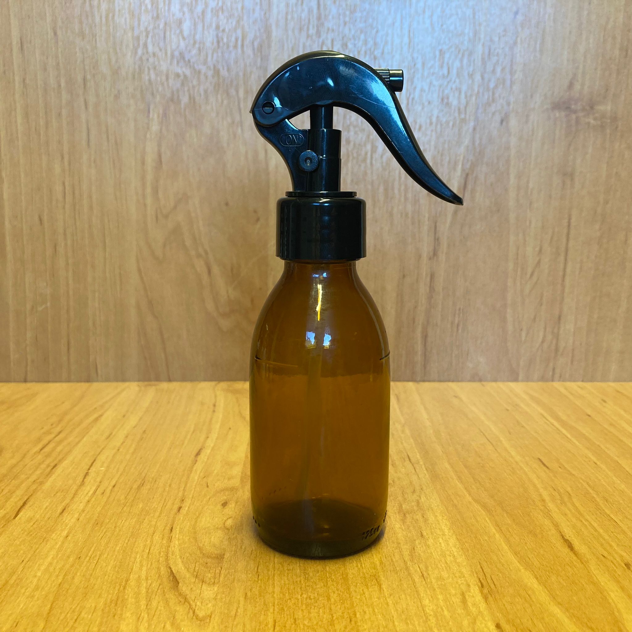 125 Cc Amber Cam Şişe - Siyah Triger Spreyli - 125 Ml Kahverengi Spreyli Şişe