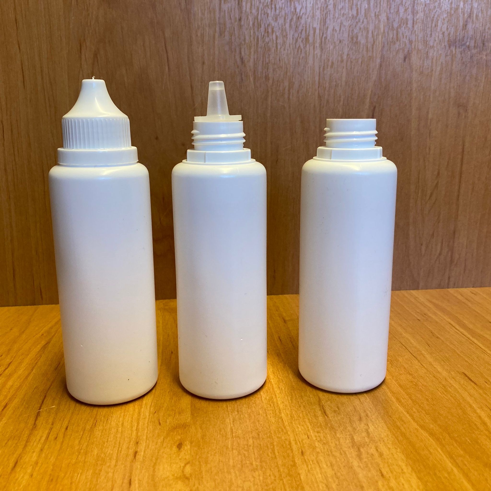 125 Cc Damlalık Şişesi Beyaz Renk (Mat) - Akıtıcılı - Kilitli Kapaklı - 125 Ml Damlalıklı Plastik Şişe - Kozmetik Ambalaj - 125 Ml Solisyon Şişesi - Sıvı Akıtıcılı Solisyon Şişesi