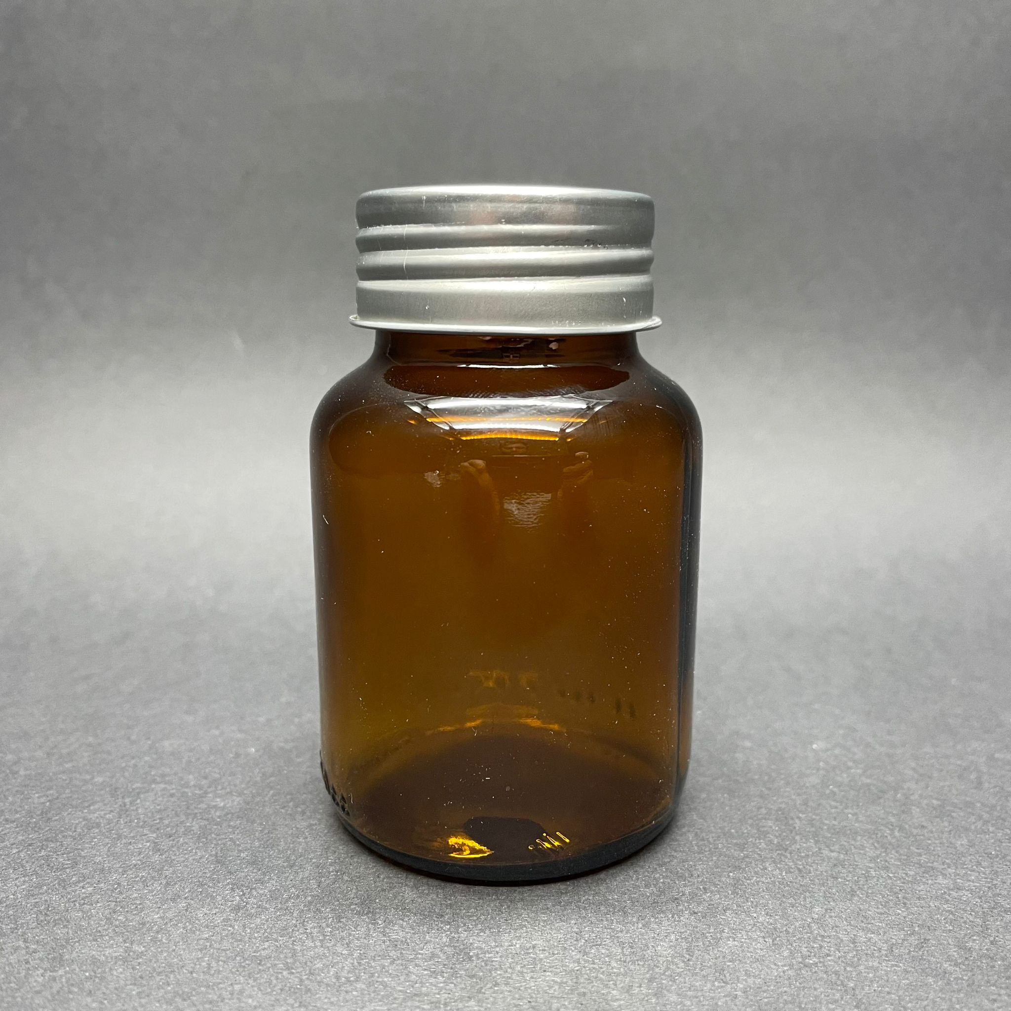 140 Cc Cam Amber Tablet Şişesi - Gümüş Metal Kapaklı - 140 Ml Cam Tablet Şişesi Metal Kapaklı