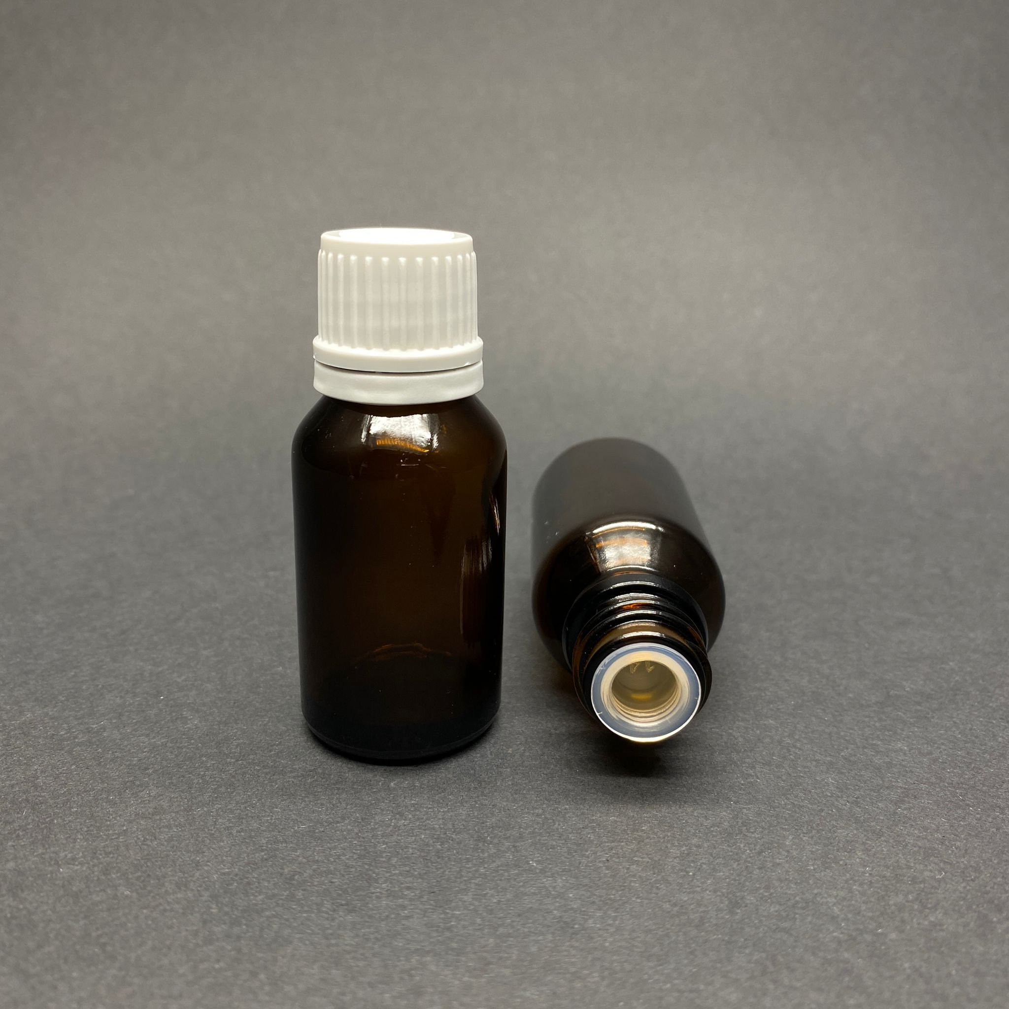 15 Cc Amber Beyaz Kilit Kapaklı - Kör Tıpalı Cam Şişe - 15 Ml Kahverengi Kilitli Kapaklı Kör Tıpalı Cam Şişe