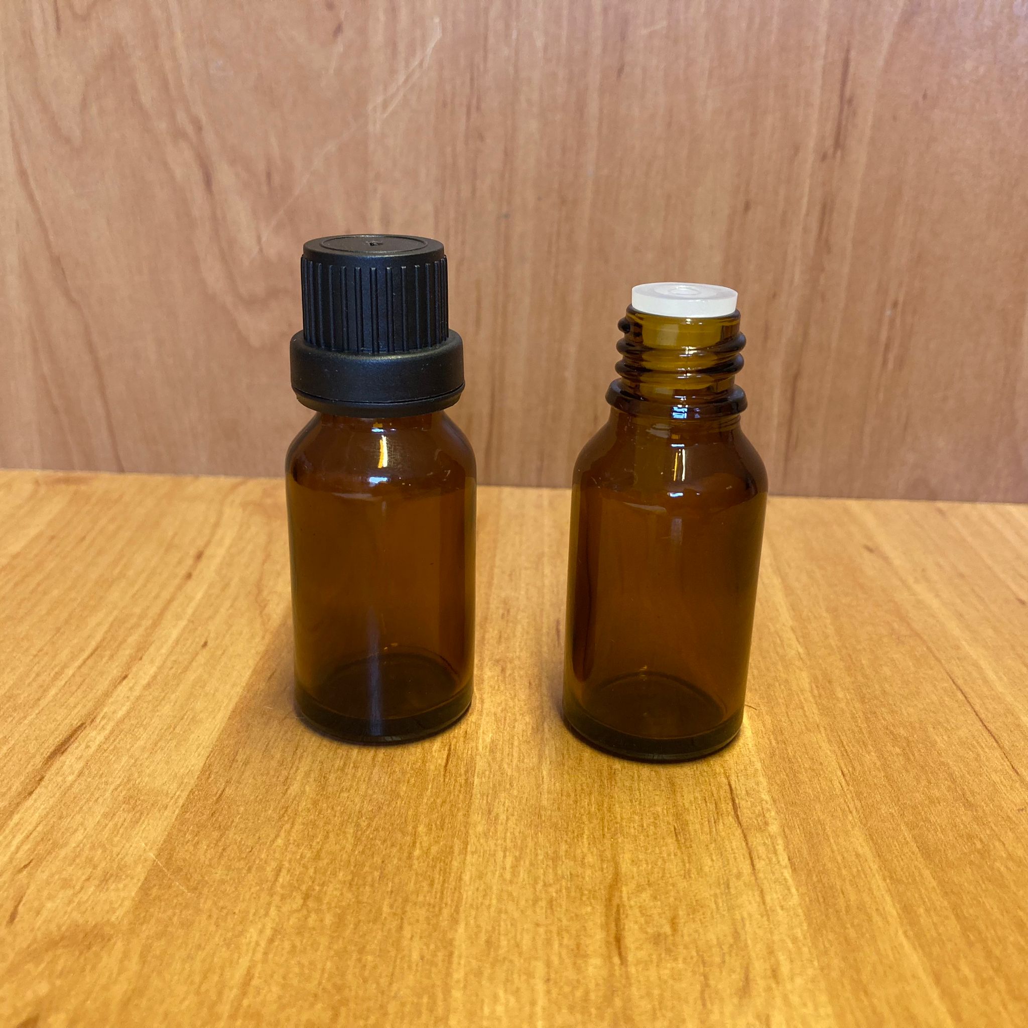 15 Cc Amber İçten Damlalıklı - Siyah Kilit Kapaklı Cam Şişe - 15 Ml Kahverengi Standart İçten Damlalıklı Cam Şişe
