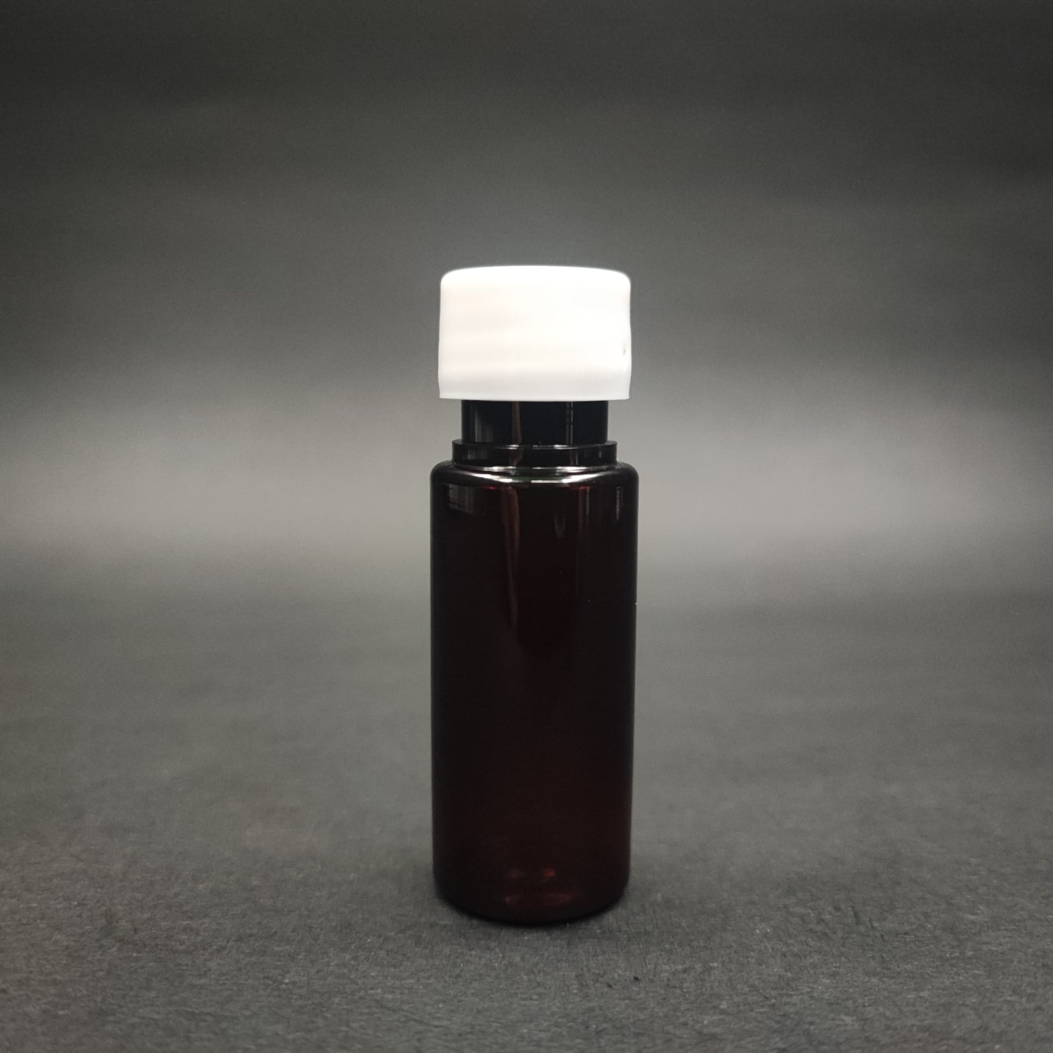 15 Cc Amber Plastik Şişe + Kendinden Contalı Sızdırmaz Beyaz Kapak  - 15 Ml Kapaklı Pet Şişe