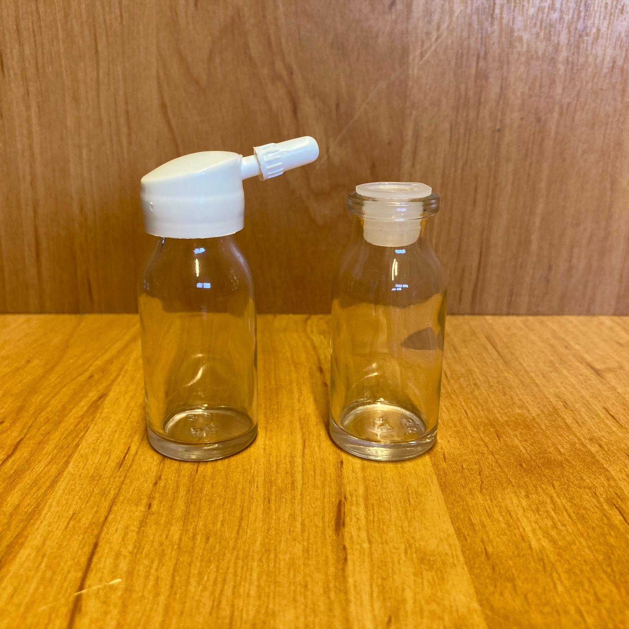 15 Cc Flakon Penisilin Şişesi - Beyaz Tank Damlalıklı - Plastik Tıpalı - 15 Ml Damlalıklı Cam Şişe