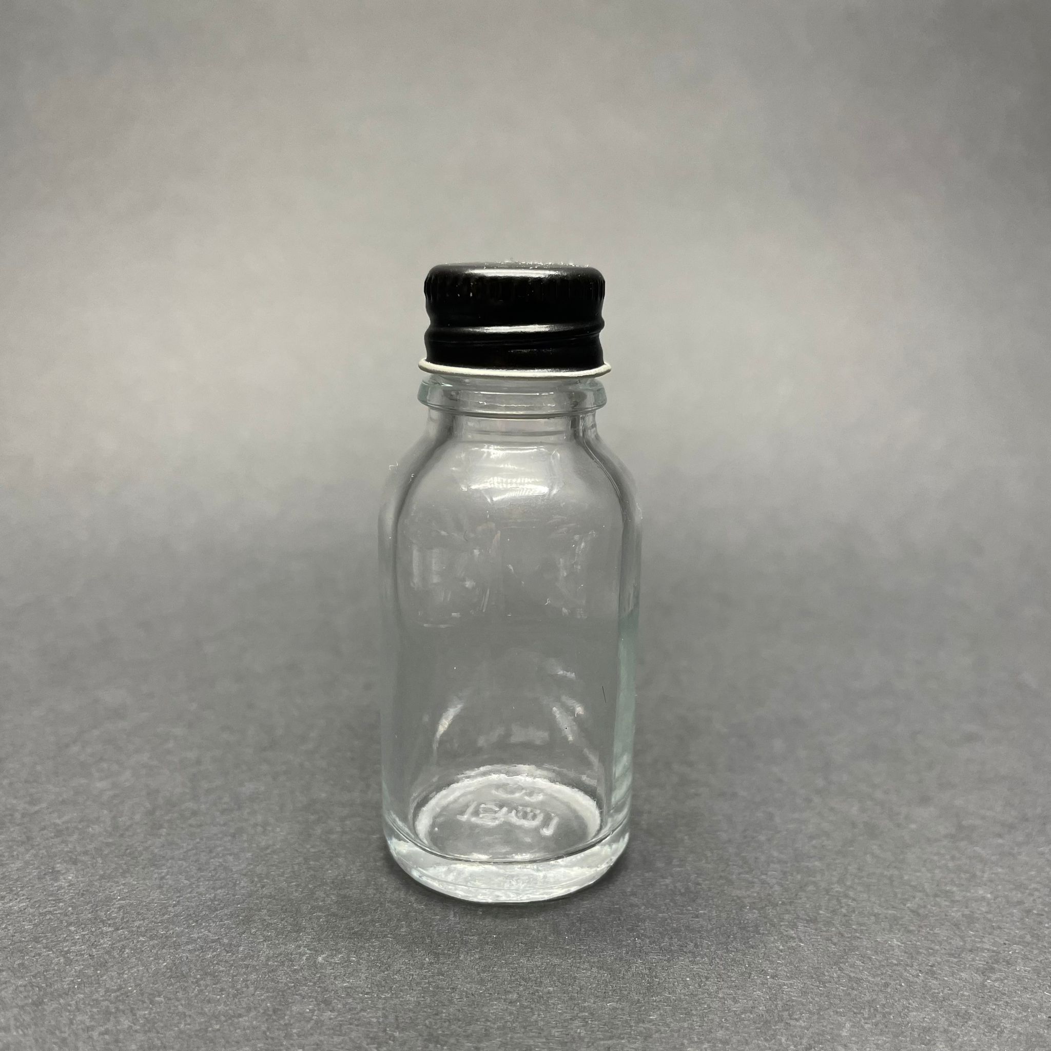 15 Cc Şeffaf Cam Şişe Siyah Metal Kapaklı - 15 Ml Kapaklı Cam Şişe