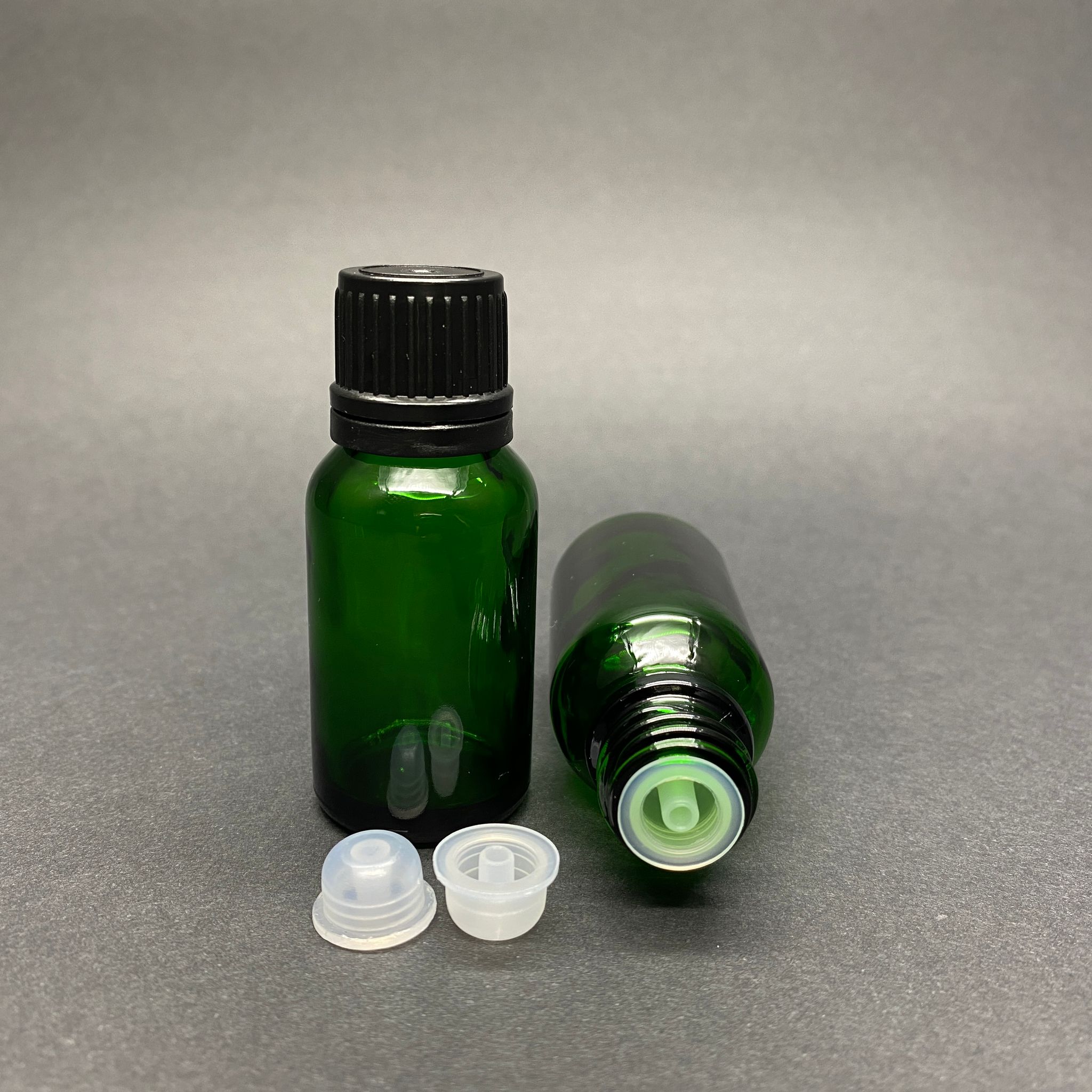 15 Cc Yeşil İçten Damlalıklı (Opsiyonel Damlalık) - Siyah Kilitli Kapaklı Cam Şişe - 15 Ml Kolonya Tıpalı Cam Şişe