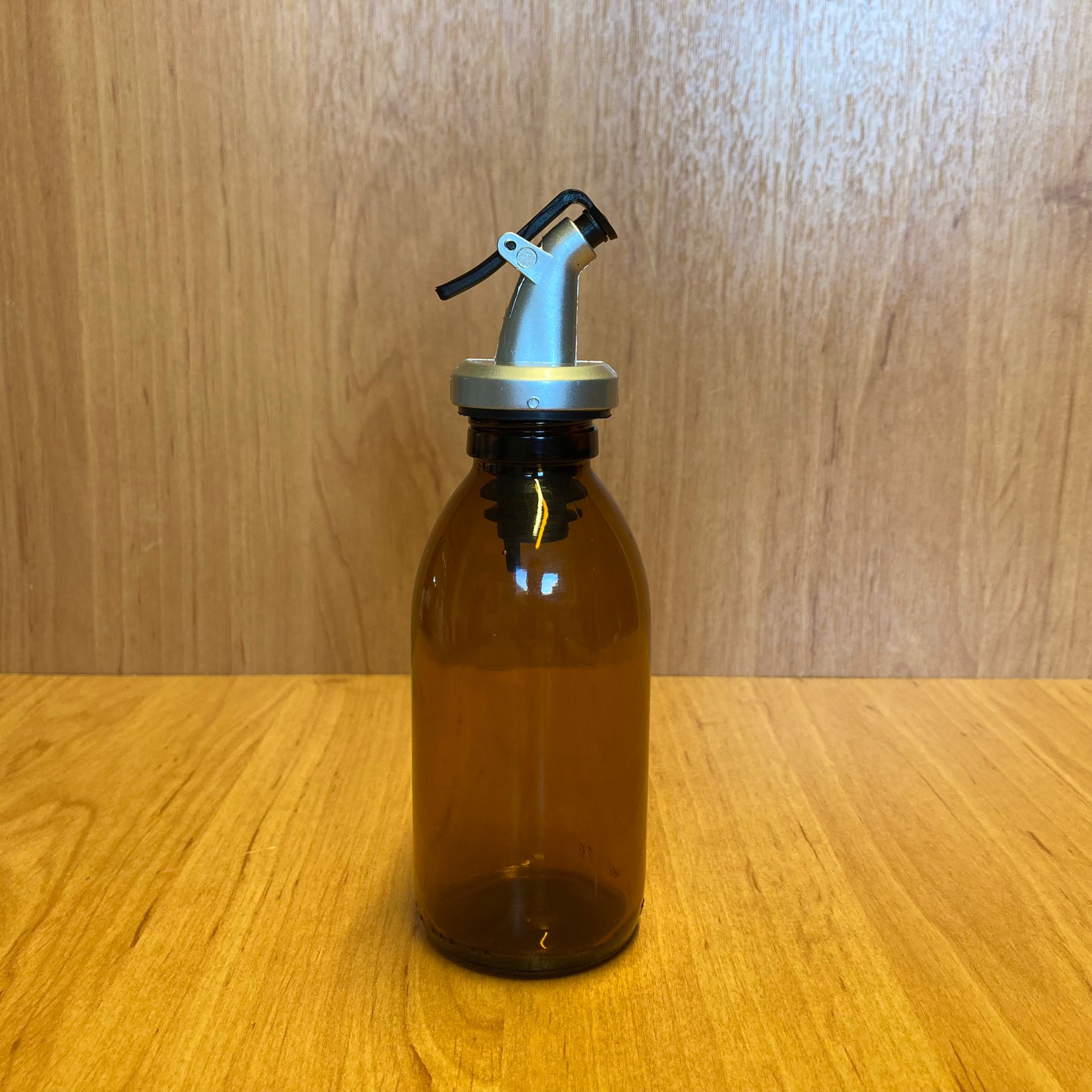 150 Cc Amber Yağdanlık Şişesi - 150 Ml Cam Yağlık Sirkelik Şişe - Gri Akıtıcılı Damlatmaz Yağlık/ Sirkelik