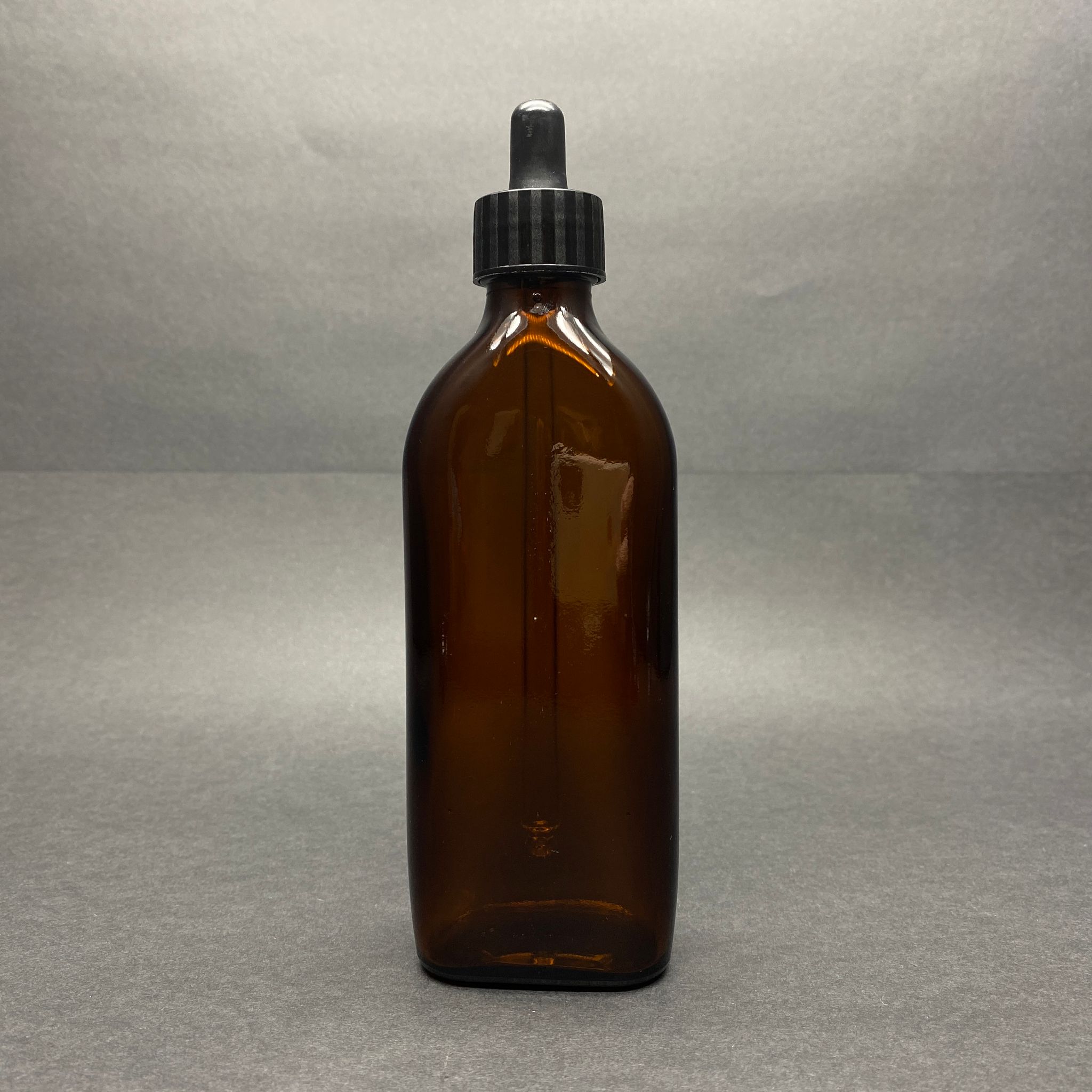 150 Cc Amber Yassı Cam Damlalıklı Şişe - Siyah Emzik - Siyah Plastik Kapak - 150 Ml Cam Damlalıklı Şişe