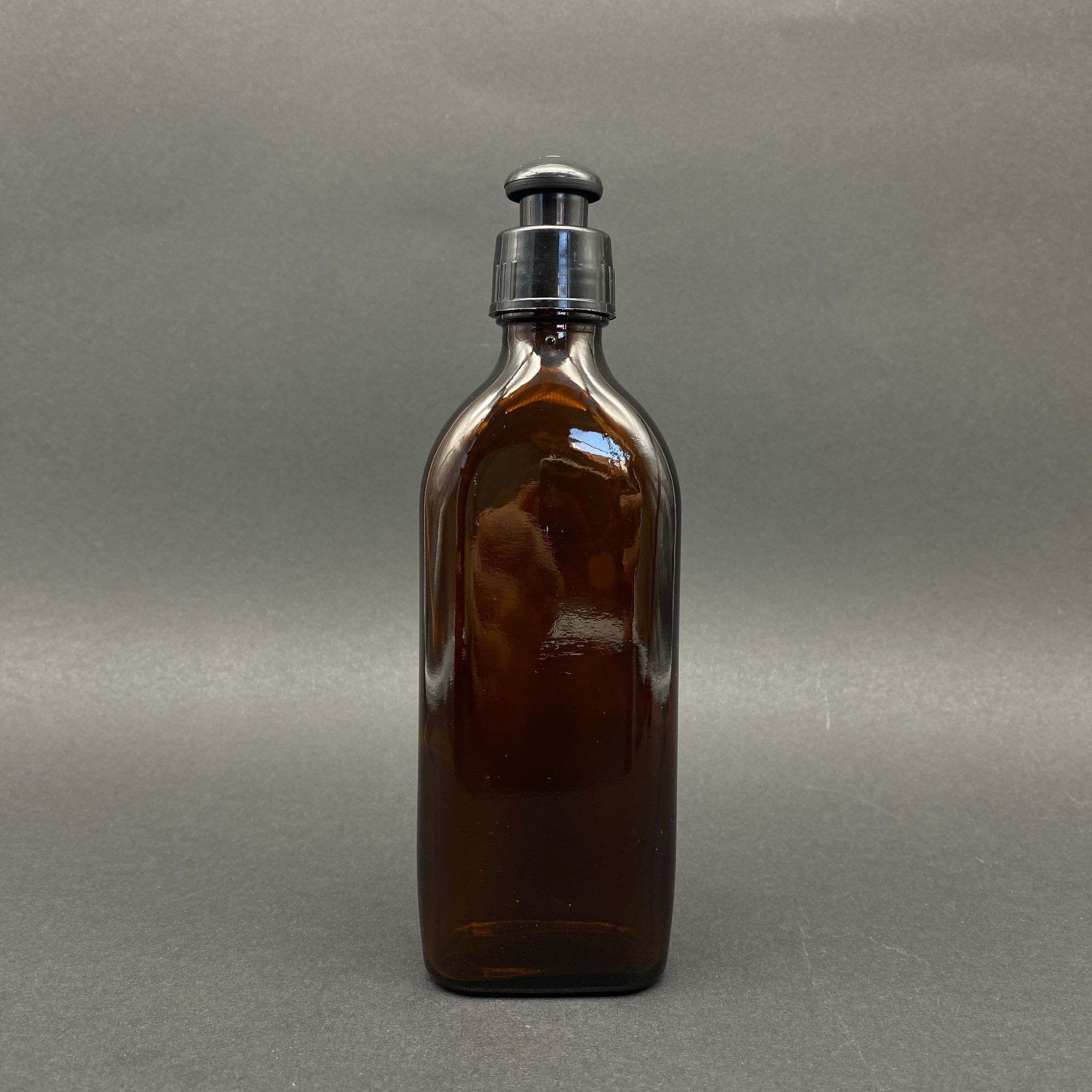 150 Cc Amber Yassı Cam Şişe - Siyah Akıtıcılı Pushpull Kapaklı - 150 Ml Yassı Cam Şişe