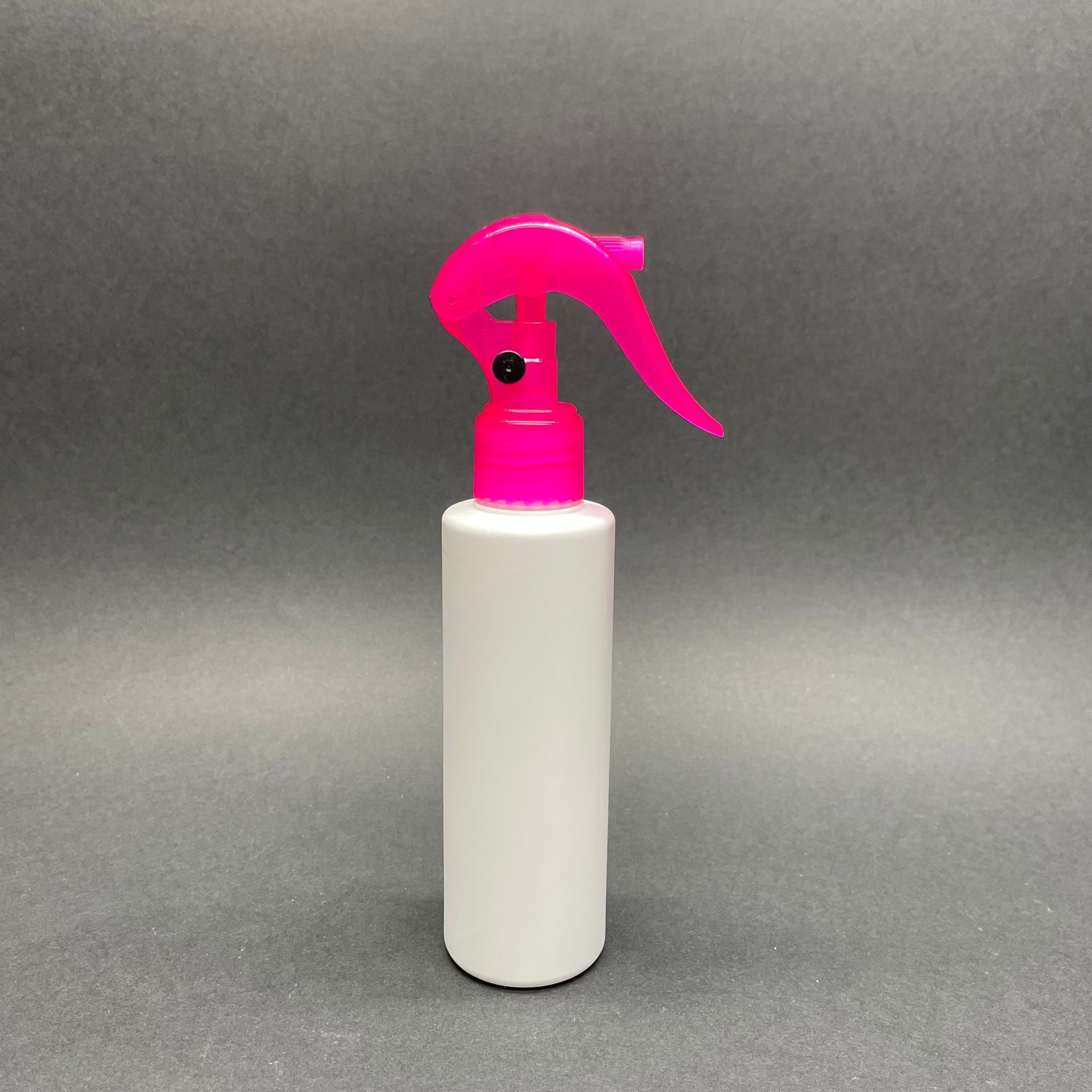 150 Cc Beyaz Polietilen Şişe - Pembe Triger Spreyli - 150 Ml Duman Püskürten Plastik Oda Parfümü Şişesi - Gül Suyu Şişesi