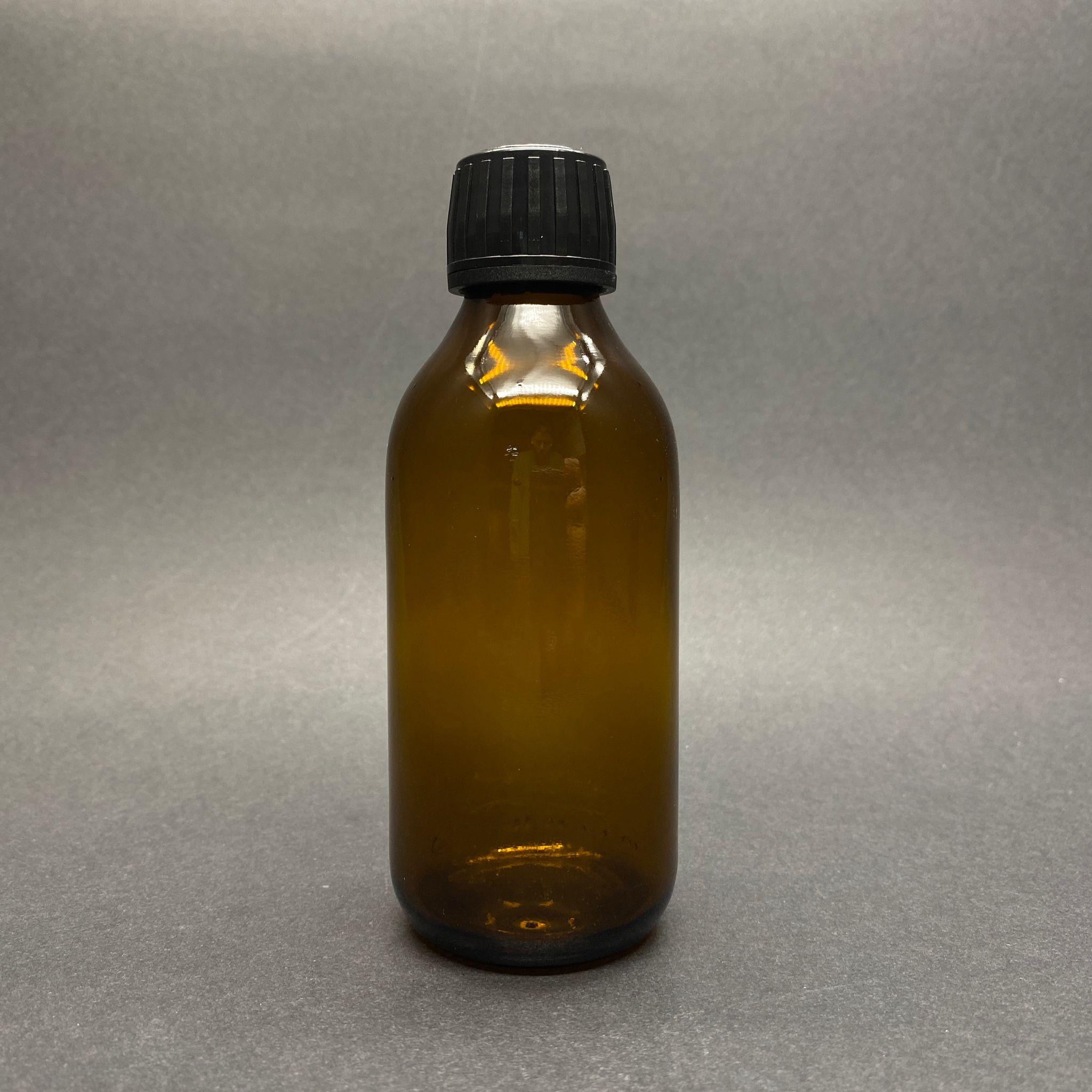 150 Cc Ecza Şişesi  - Siyah Kilitli Kapaklı - 150 Ml Cam Kahverengi Boş Şurup İlaç Şişeleri (Ağız Çapı 25 Pp)