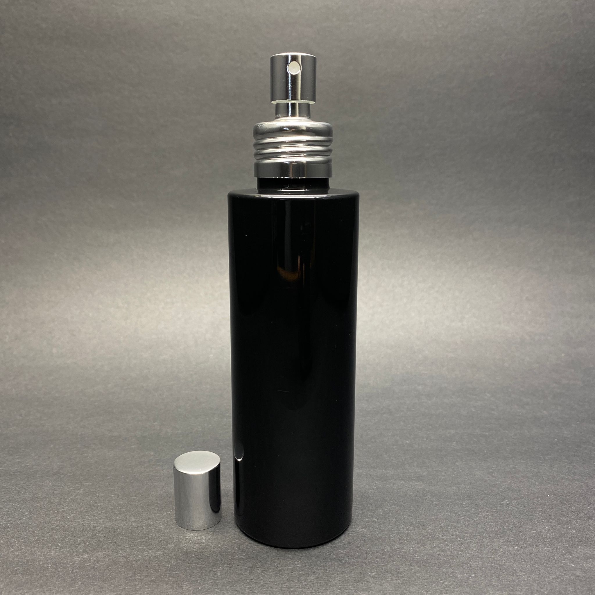 150 Cc Parlak Siyah Pet Parfüm Kolonya Şişesi - Metal Spreyli Takım - 150 Ml Lüx Spreyli Parfüm - Kolonya Şişesi (Vidalı Ağız, Manüel Kapanıp Açılabilir)