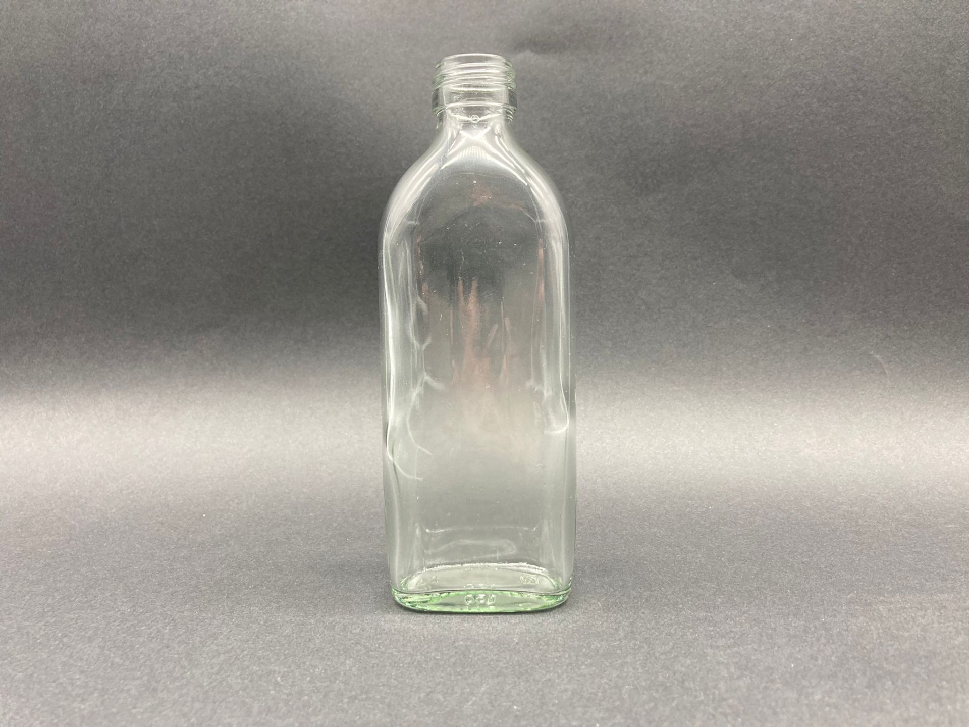 150 Cc Şeffaf Cam Yassı Cold Brew Şişe (Soğuk Kahve Şişesi) Kapaksız (25 Ağız) - 150 Ml Yassı Cam Şişe