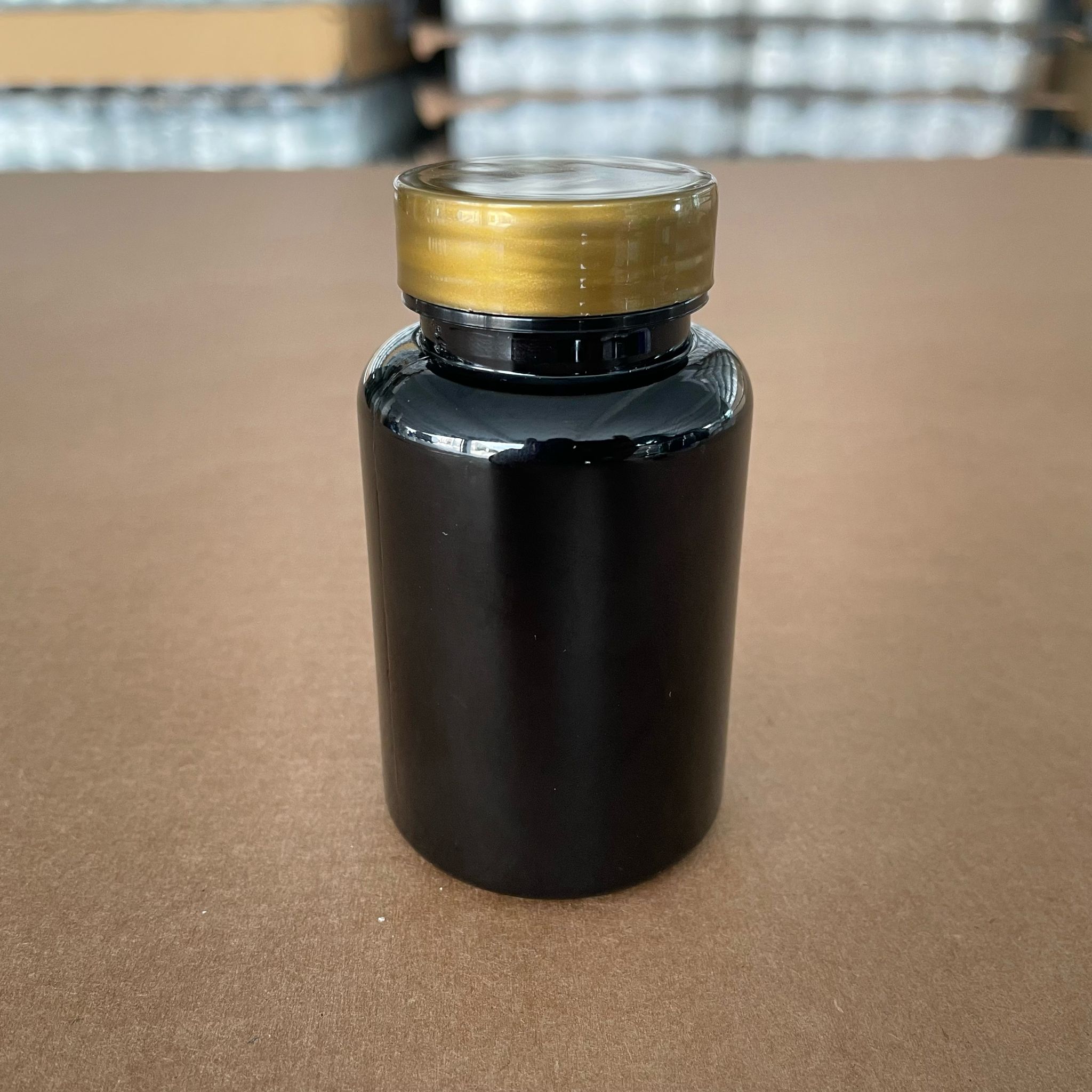 150 Cc Siyah Pet Tablet Şişesi - Gold Kapaklı - 150 Ml Kapsül Kutusu - İlaç Şişesi - Medikal Hap Şişesi - Farmasötik Kavanoz
