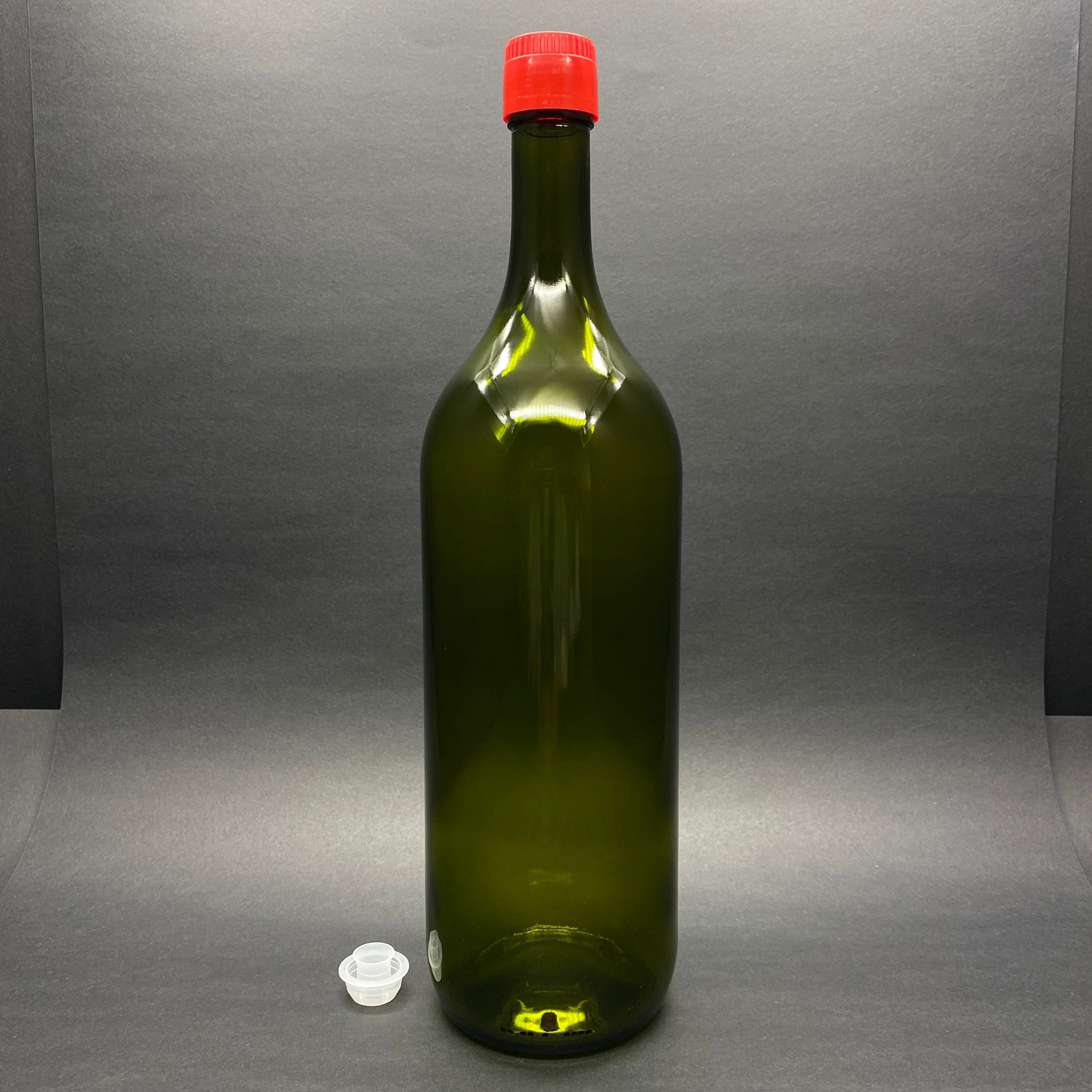 1500 Cc Cam Şişe Yeşil - Kırmızı Akıtıcılı Drop Stop Kapaklı - 1500 Ml Cam Şişe - 1,5 Lt Cam Şişe