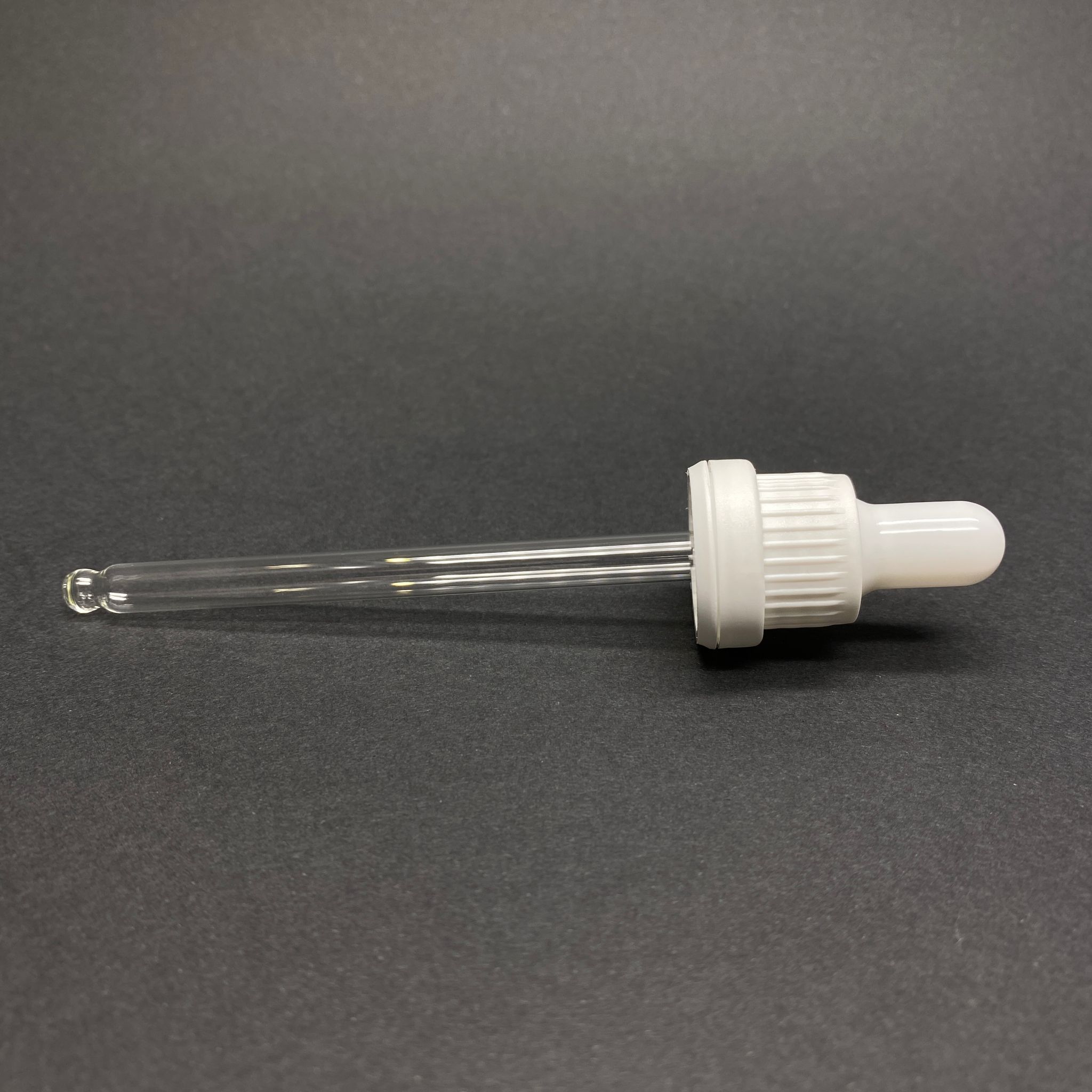 18 Mm Cam Damlalık Takım - Parlak Beyaz Emzik+Delikli Beyaz Kilitli Plastik Kapak+Cam Pipet - 100 Cc Dropper Şişeler İçin
