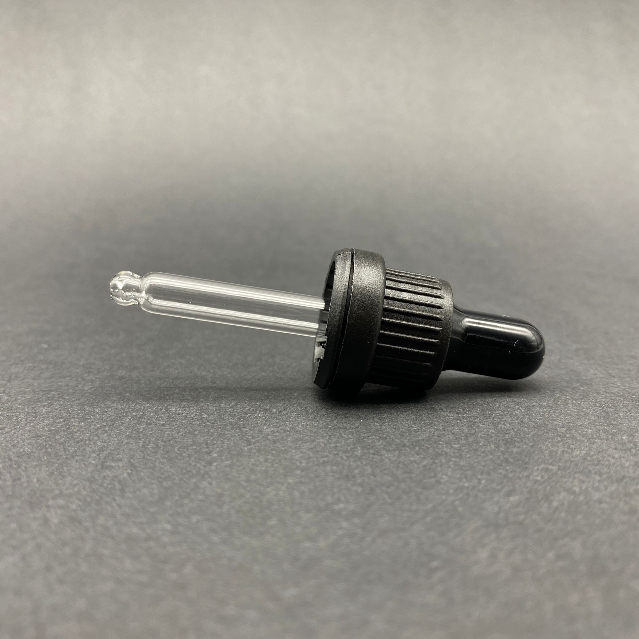18 Mm Cam Damlalık Takım - Parlak Siyah Emzik+Delikli Siyah Kilitli Plastik Kapak+Cam Pipet - 10 Cc Dropper Şişeler İçin