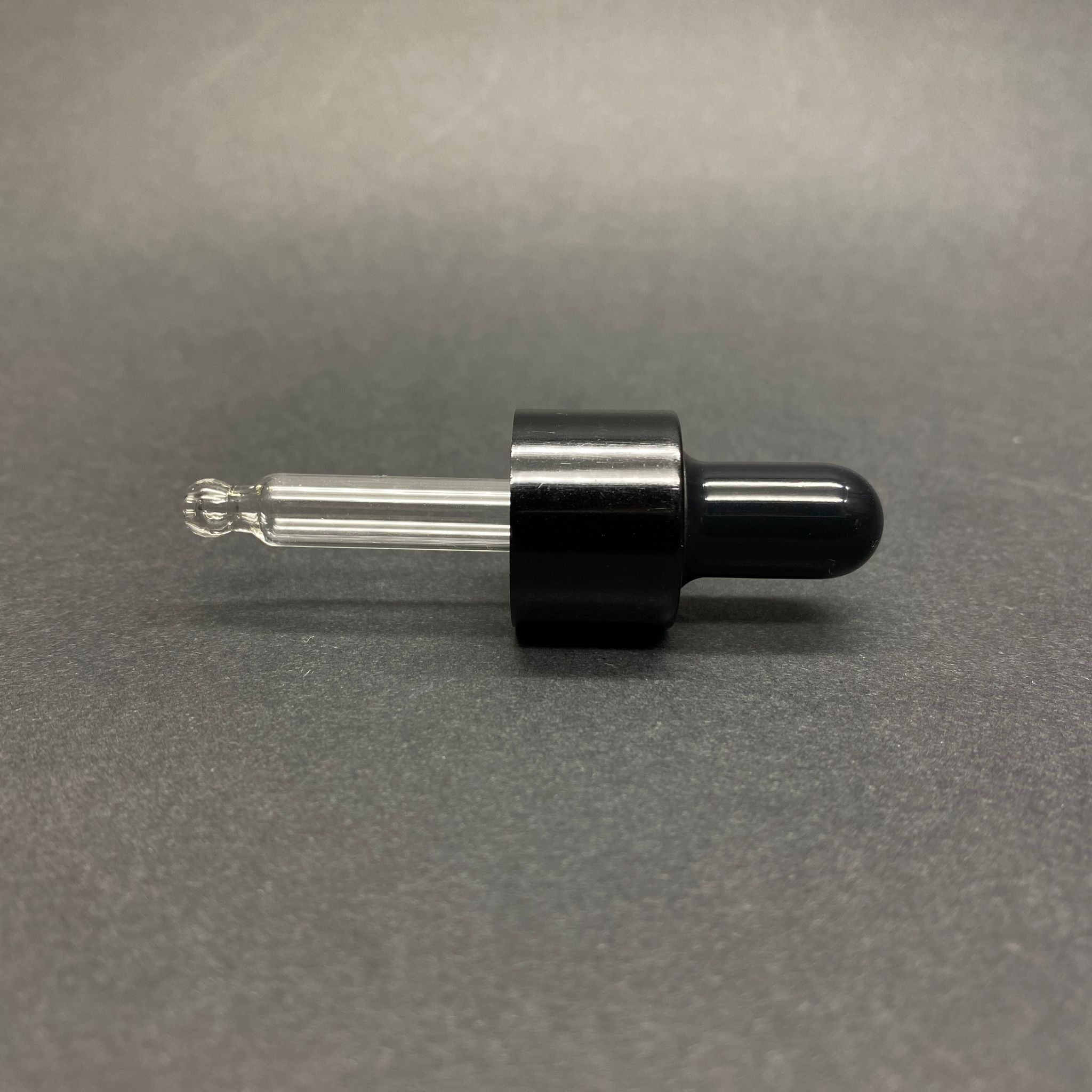18 Mm Cam Damlalık Takım - Parlak Siyah Emzik+Delikli Siyah Metal Kapak+Cam Pipet - 5 Cc Dropper Şişeler İçin