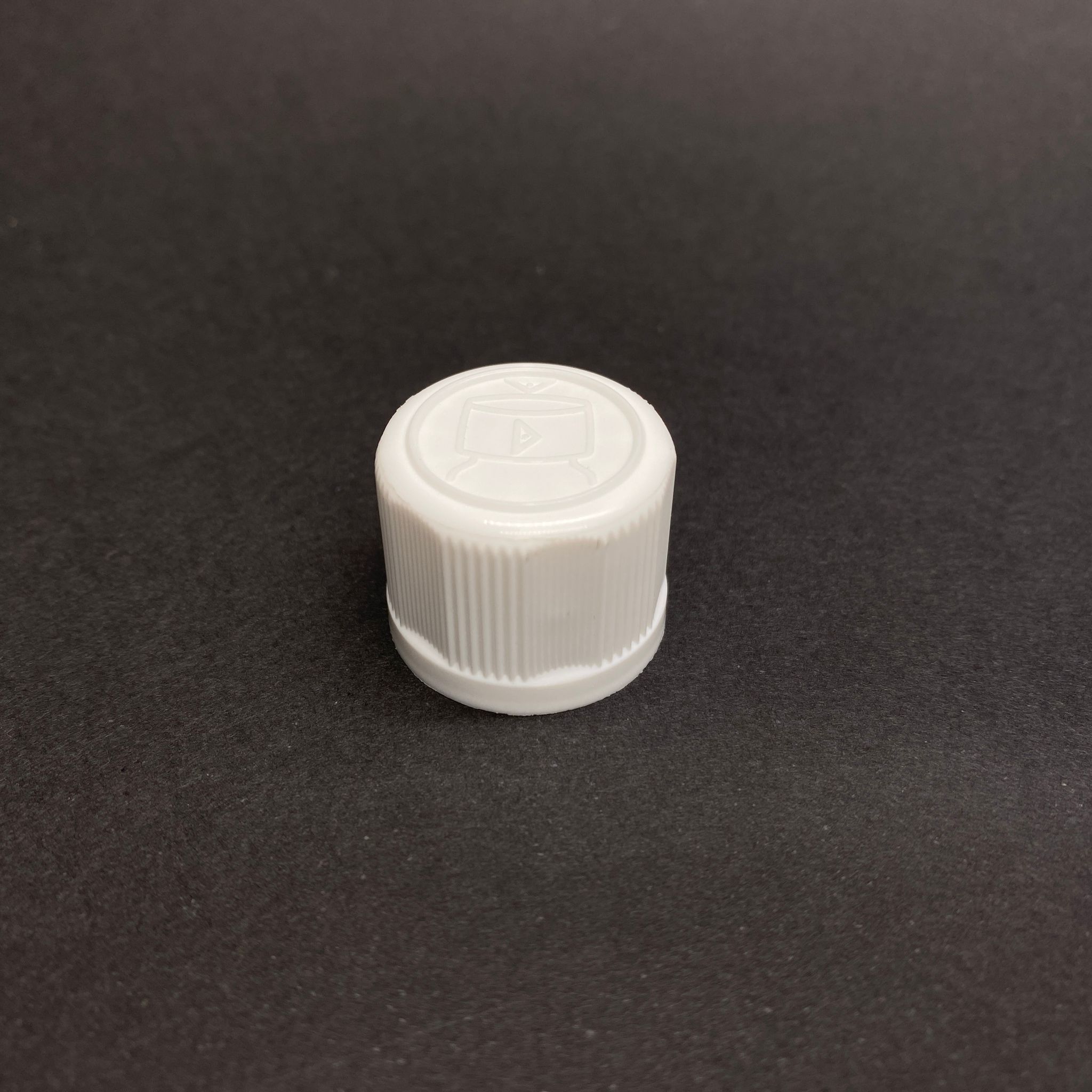 18 Mm Çocuk Kilitli Kapak - Beyaz (18 Ağız Cam Şişelere Uyar)