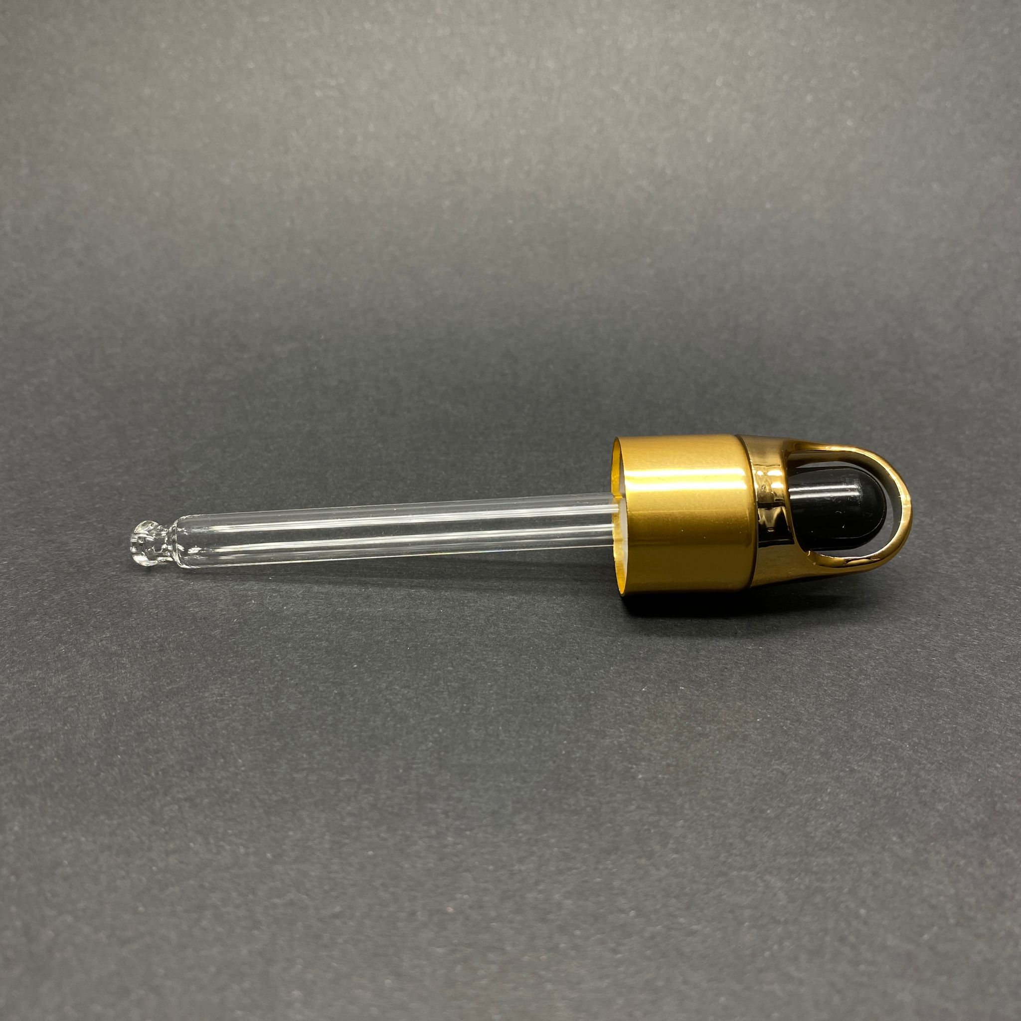 18 Mm Flower - Çiçek Sepeti Model Cam Damlalık Takım - Parlak Siyah Emzik+ Gold Metal Kapak + Cam Pipet - 30 Cc Yassı Dropper Şişe İçin