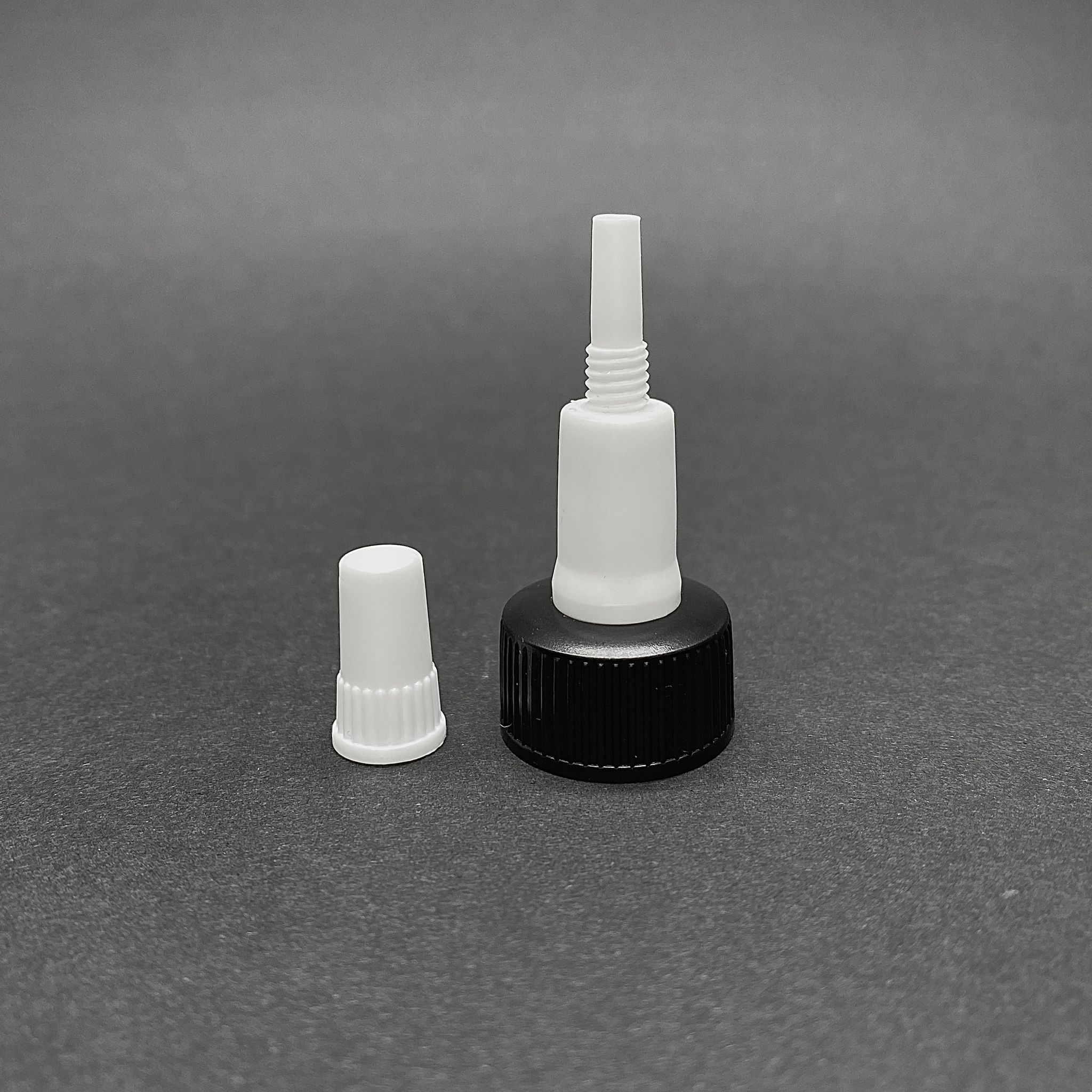 18 Mm Üstten Damlalıklı Plastik Kapak - Damla Tapalı Sızdırmaz Tpe Kapak