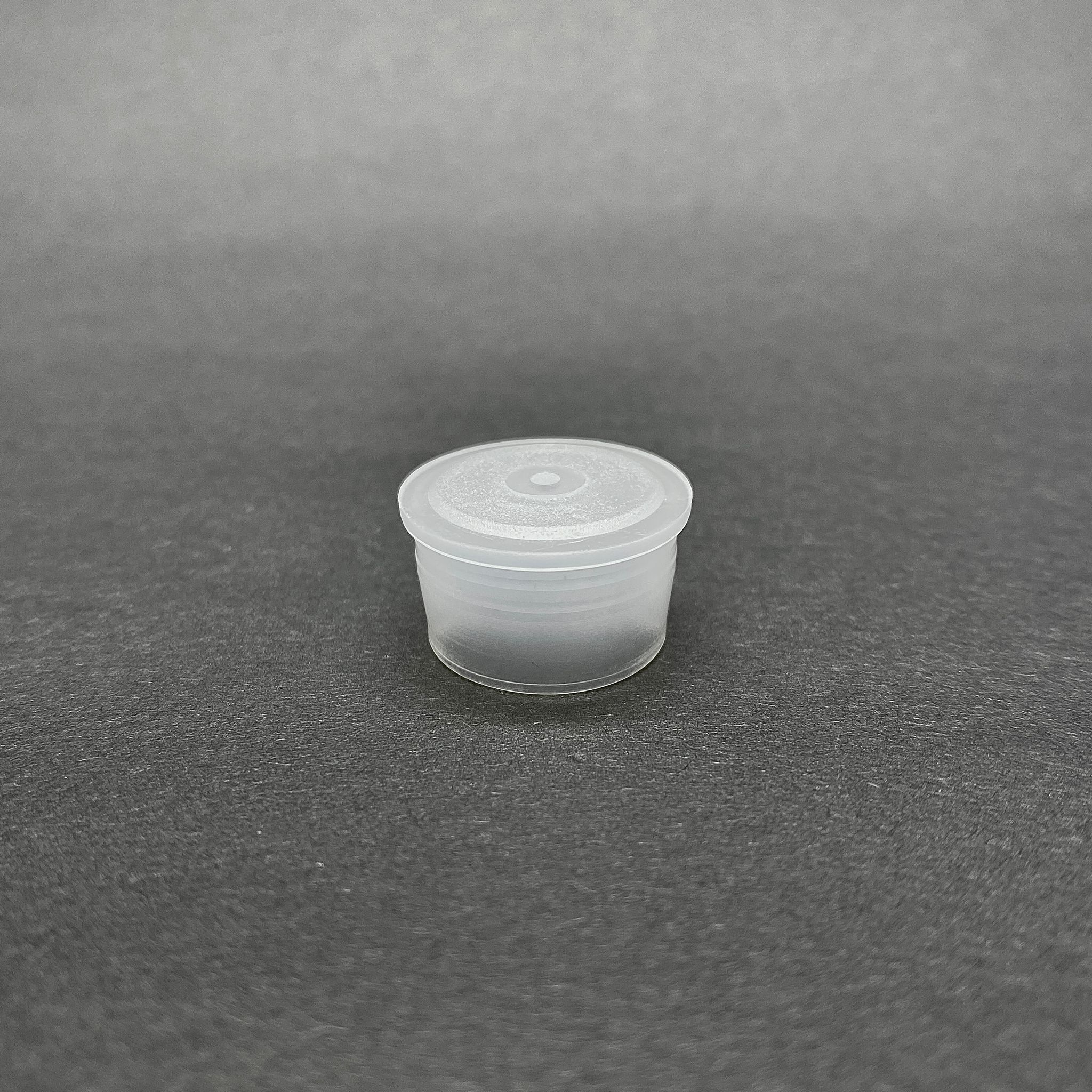 19,2 Mm Plastik Tıpa - Hazır Delik Açılmış Kolonya Tıpası - 24 Mm Ağız Pet Ve Polietilen Şişelere Olur