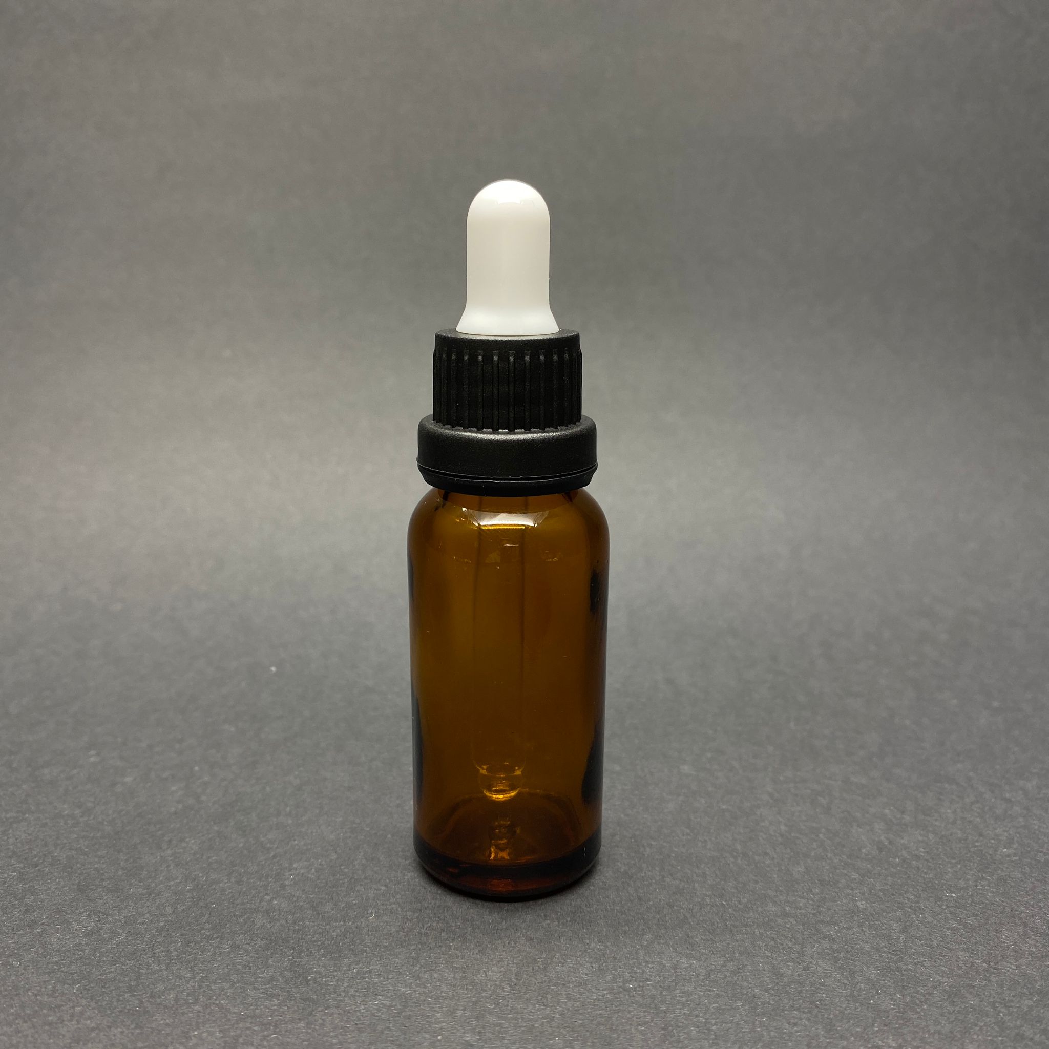 20 Cc Amber Cam Damlalıklı Şişe - Beyaz Emzik - Siyah Kilitli Plastik Kapak - 20 Ml Kahverengi Kilitli Damlalıklı Cam Şişe