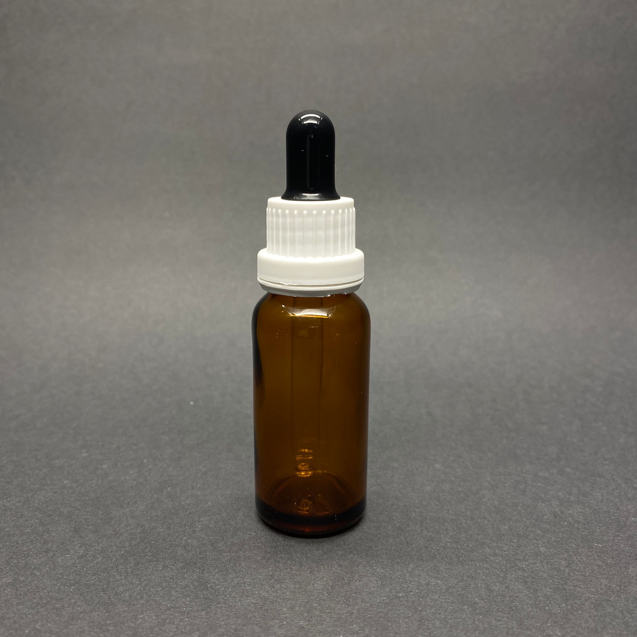 20 Cc Amber Cam Damlalıklı Şişe - Siyah Emzik - Beyaz Kilitli Plastik Kapak - 20 Ml Kahverengi Kilitli Damlalıklı Cam Şişe