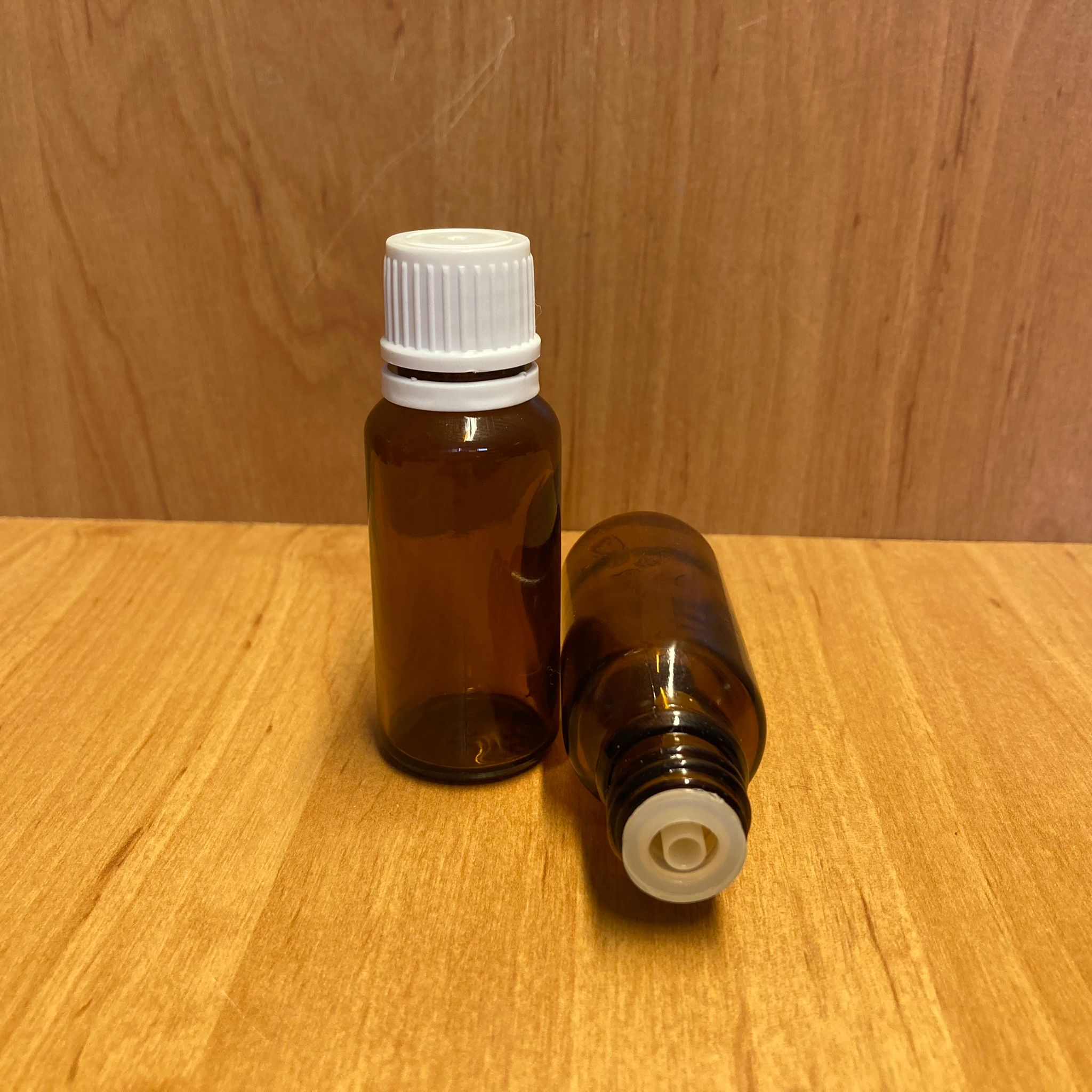 20 Cc Amber İçten Damlalıklı - Beyaz Kilit Kapaklı Cam Şişe - 20 Ml Kahverengi Yeni İçten Damlalıklı Cam Şişe