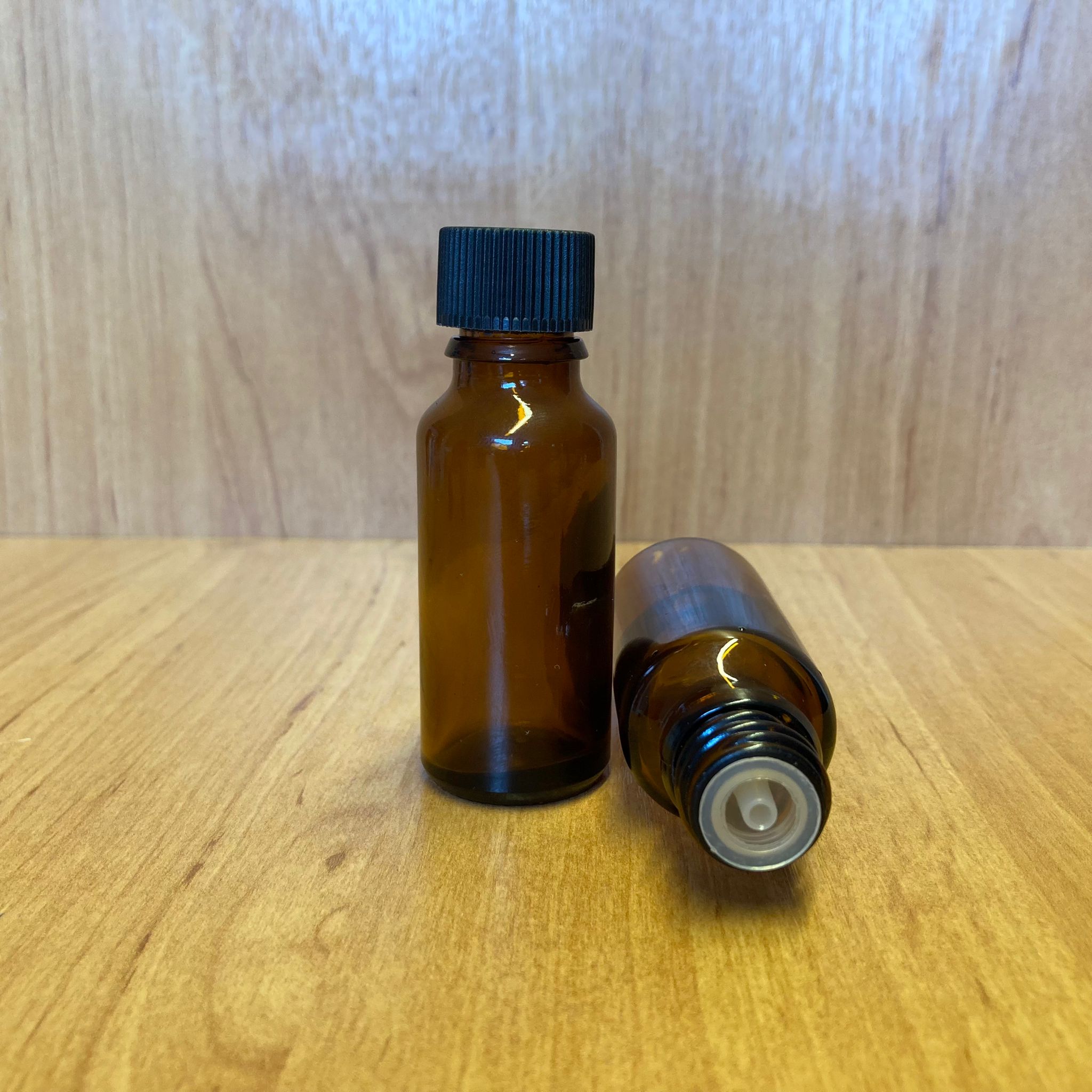 20 Cc Amber İçten Damlalıklı - Plastik Siyah Kapaklı Cam Şişe - 20 Ml Kolonya Tıpalı Cam Şişe