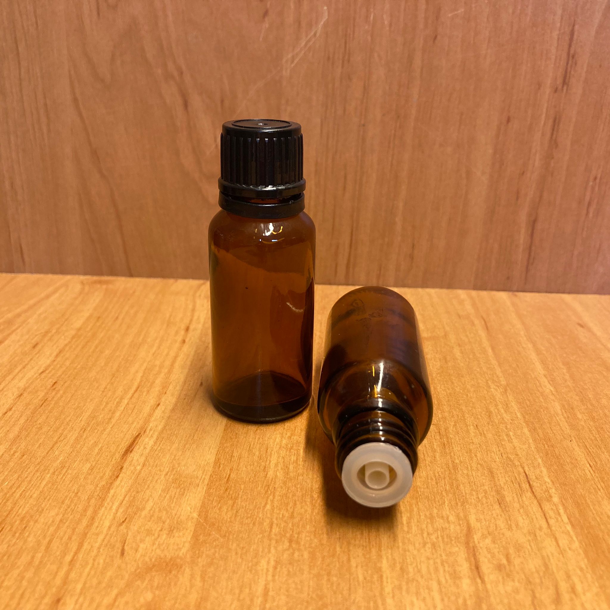 20 Cc Amber İçten Damlalıklı - Siyah Kilit Kapaklı Cam Şişe - 20 Ml Kahverengi Yeni İçten Damlalıklı Cam Şişe - Damlalıklı Boş Şişe