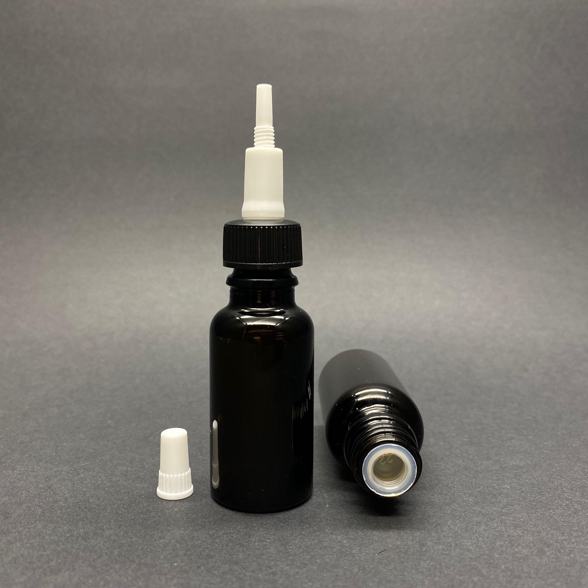 20 Cc Amber (Üst Kalite) Cam Şişe - Üstten Damlalıklı Kapak + Kör Tıpa - Sıvıyı Kontrollü Damlatır