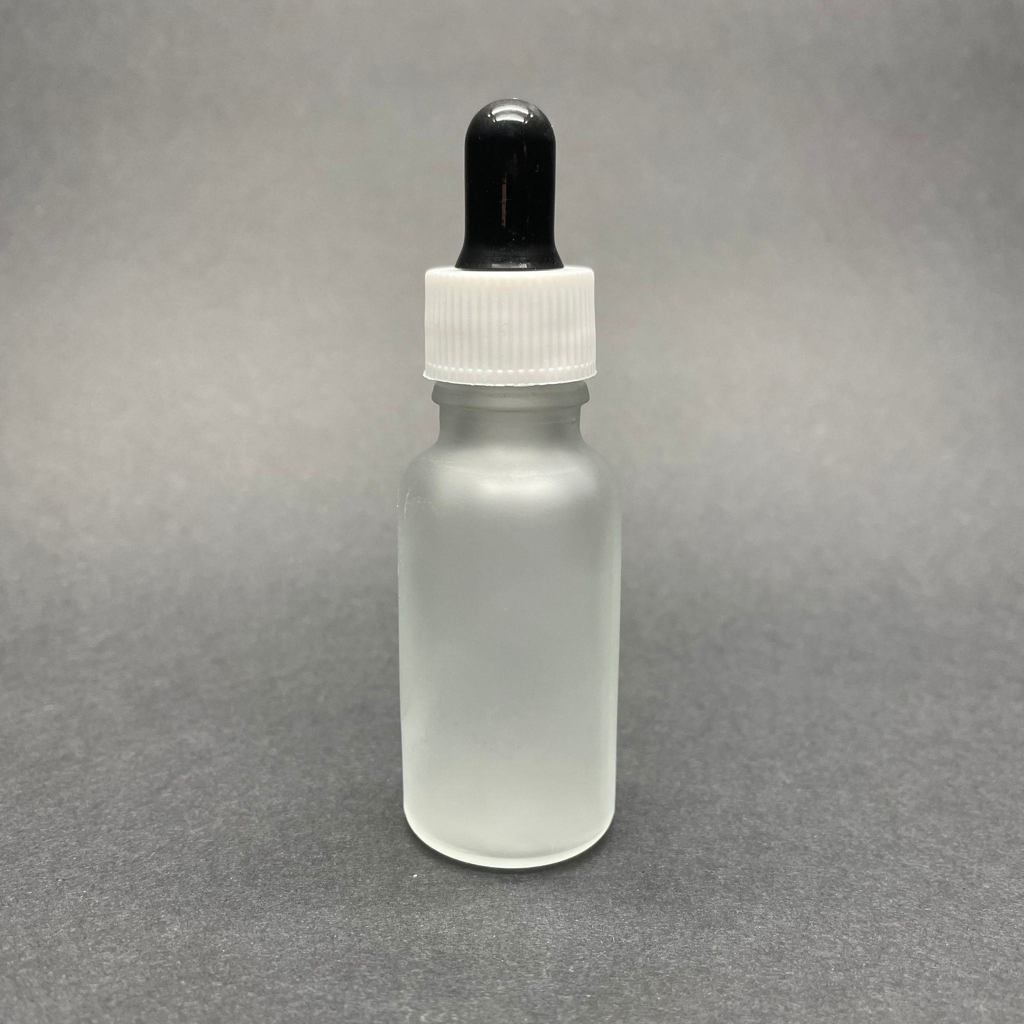 20 Cc Buzlu Cam Damlalıklı Şişe - Siyah Emzik - Beyaz Plastik Kapak - 20 Ml Buzlu Cam Damlalıklı Şişe - Serum Şişesi Damlalıklı - Boş Serum Şişesi - Toptan Damlalıklı Şişe