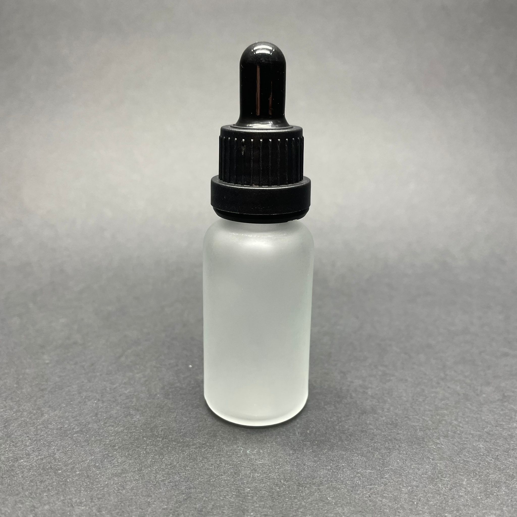 20 Cc Buzlu Cam Damlalıklı Şişe - Siyah Emzik - Siyah Kilitli Plastik Kapak - 20 Ml Buzlu Cam Damlalıklı Şişe - Serum Şişesi Damlalıklı - Boş Serum Şişesi - Toptan Damlalıklı Şişe