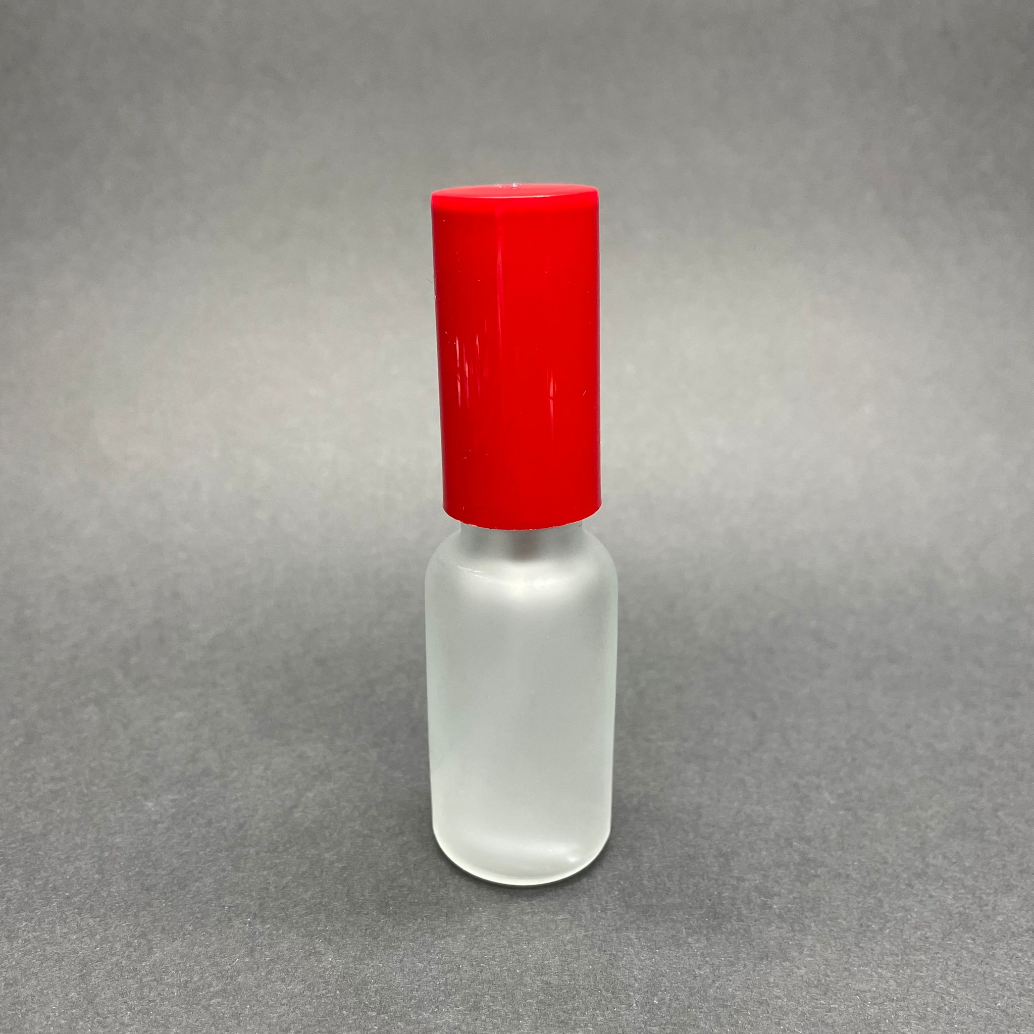 20 Cc Buzlu Cam Şişe - Kırmızı Plastik Kapak - Siyah Spreyli - 20 Ml Parfüm Şişesi
