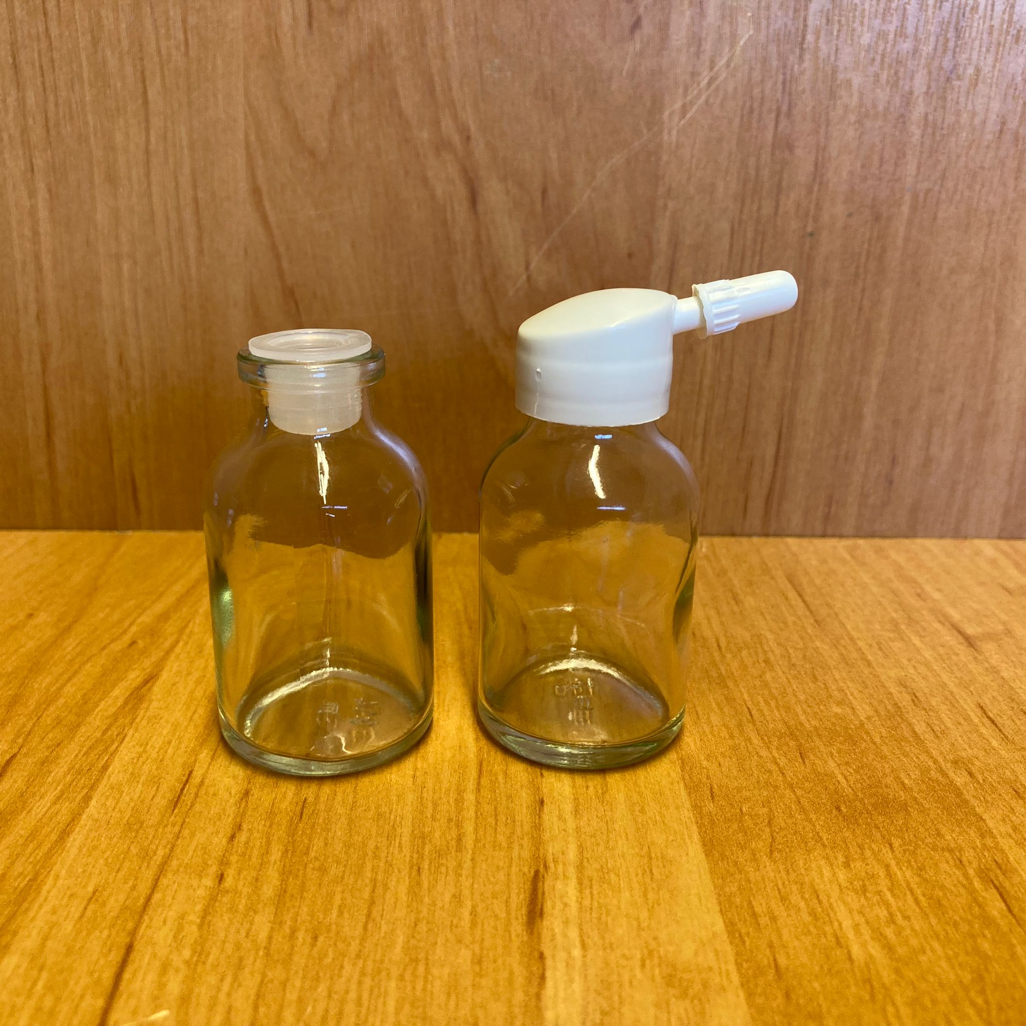 20 Cc Flakon Penisilin Şişesi - Beyaz Tank Damlalıklı - Plastik Tıpalı - 20 Ml Damlalıklı Cam Şişe