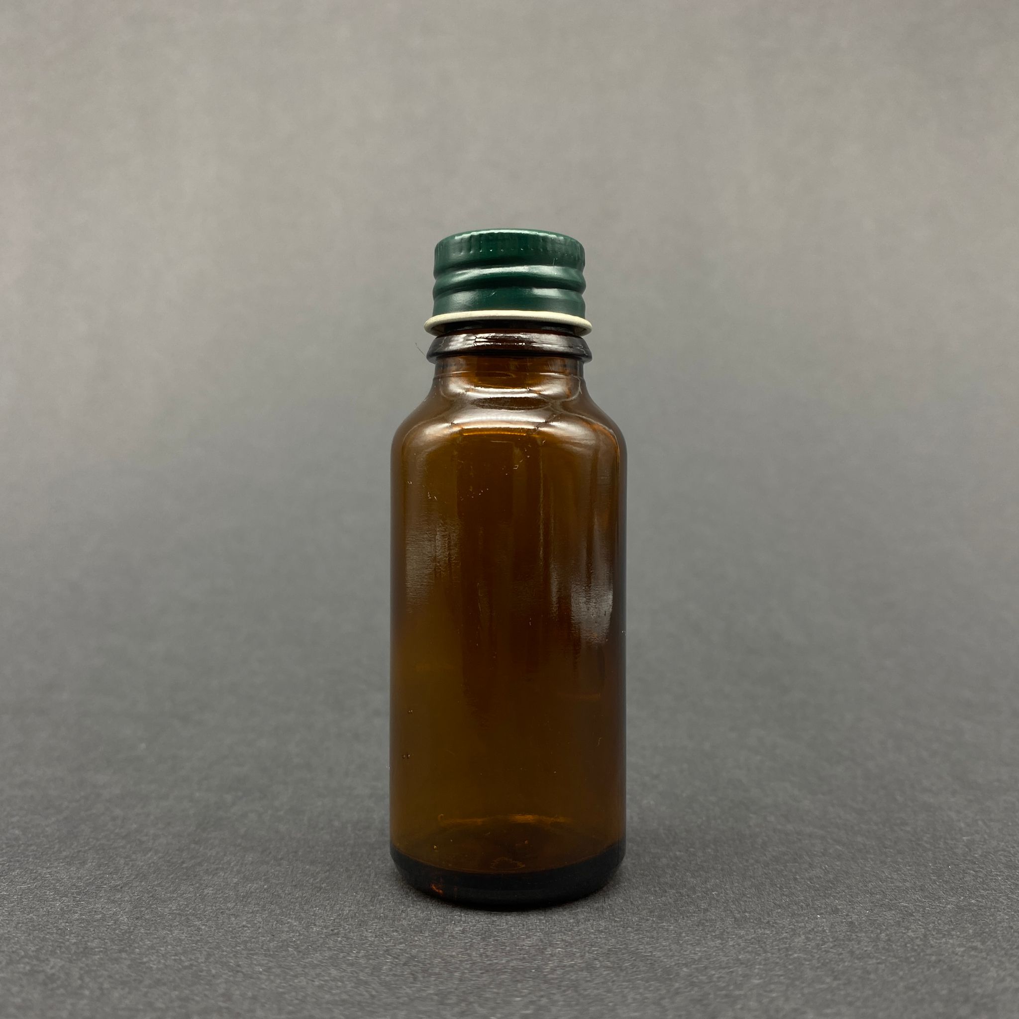 20 Cc Kahverengi Cam Şişe -  Yeşil Vidalı Metal Kapaklı  - 20 Ml Amber Standart Cam Şişe