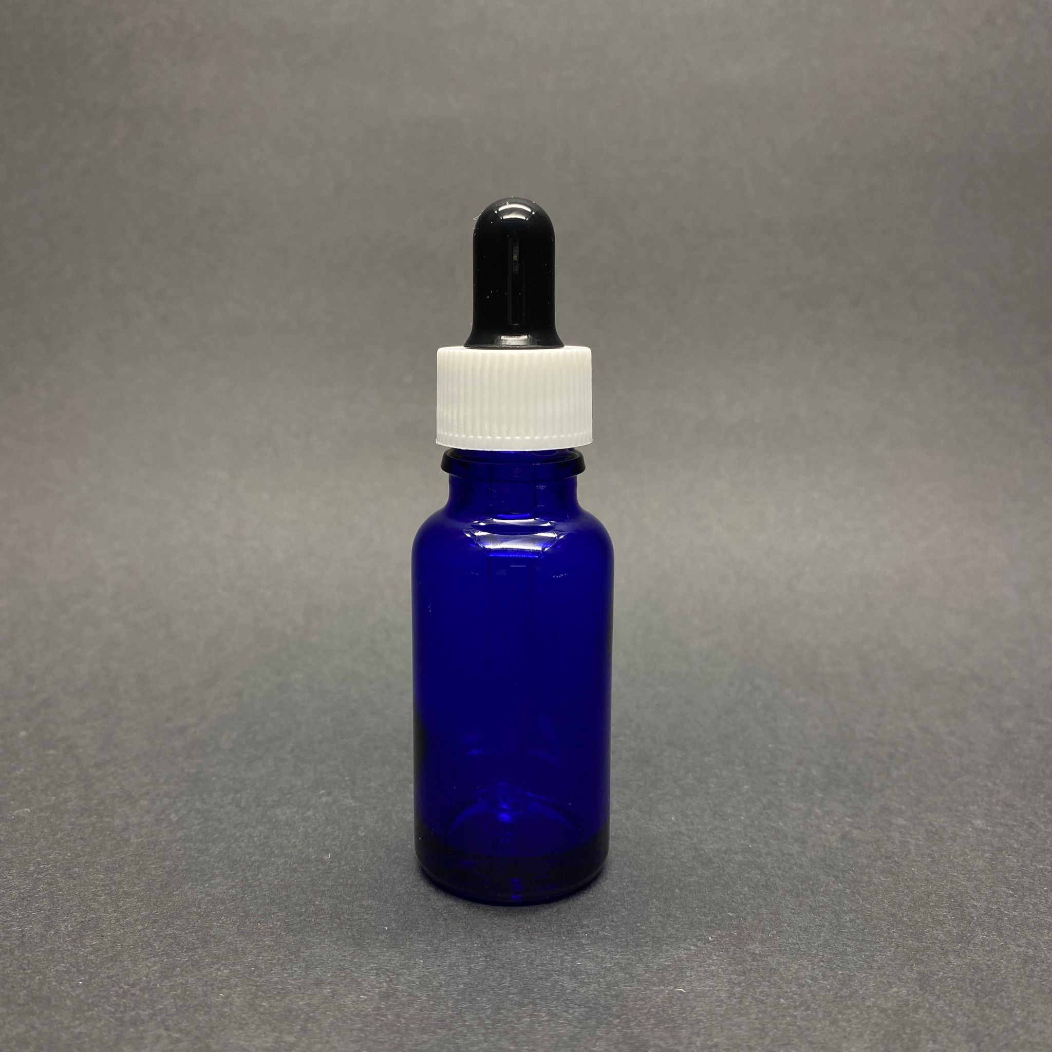 20 Cc Mavi Cam Damlalıklı Şişe - Siyah Emzik - Beyaz Plastik Kapak - 20 Ml Mavi Cam Damlalıklı Şişe