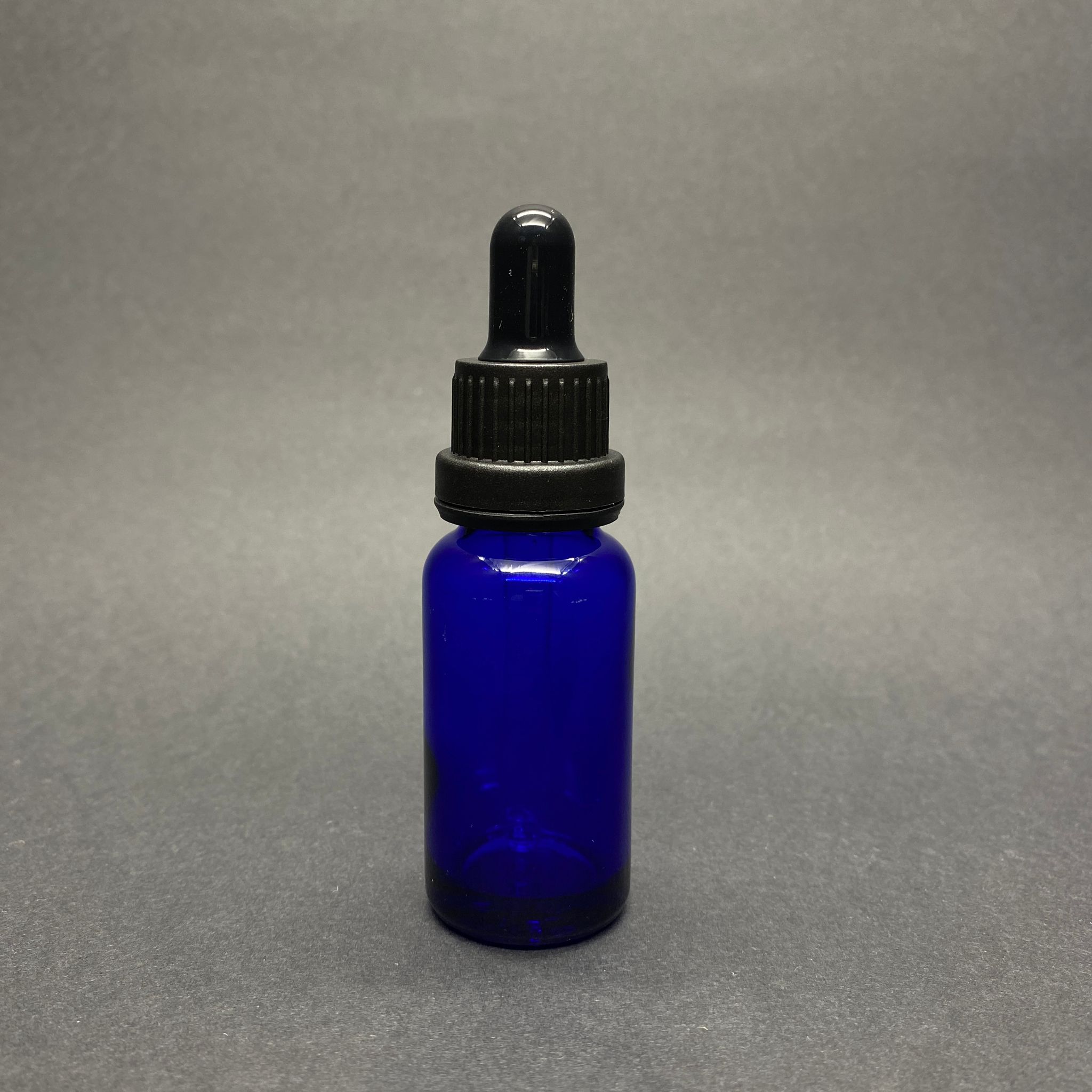 20 Cc Mavi Cam Damlalıklı Şişe - Siyah Emzik - Siyah Kilitli Plastik Kapak - 20 Ml Mavi Cam Damlalıklı Şişe