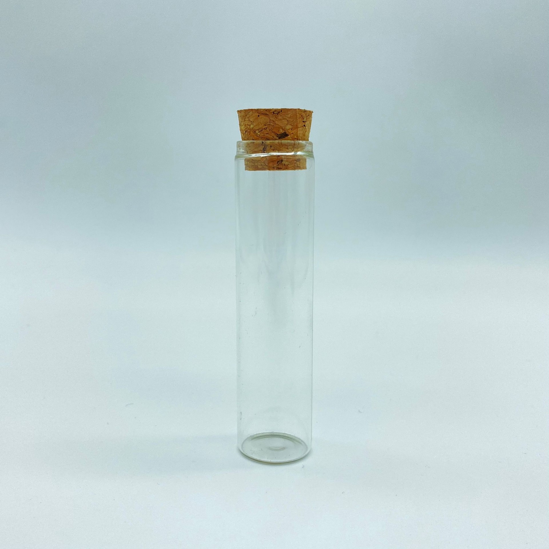 20 Cc Şeffaf Cam Deney Tüpü (8 Cm) Mantar Tıpalı