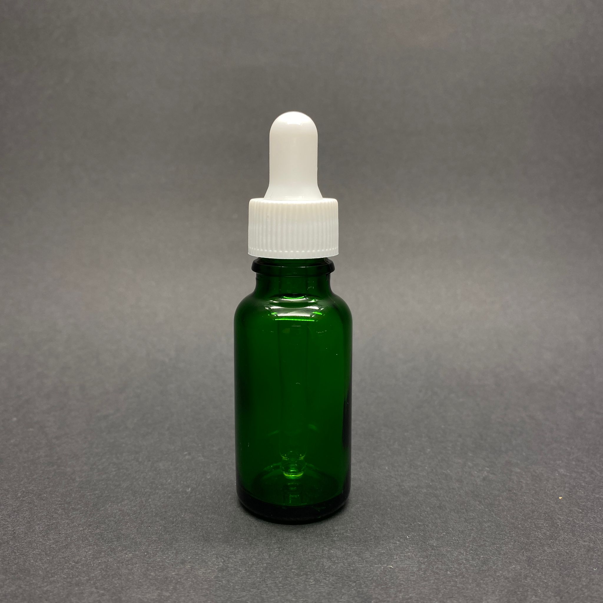 20 Cc Yeşil Cam Damlalıklı Şişe - Beyaz Emzik - Beyaz Plastik Kapak - 20 Ml Yeşil Cam Damlalıklı Şişe