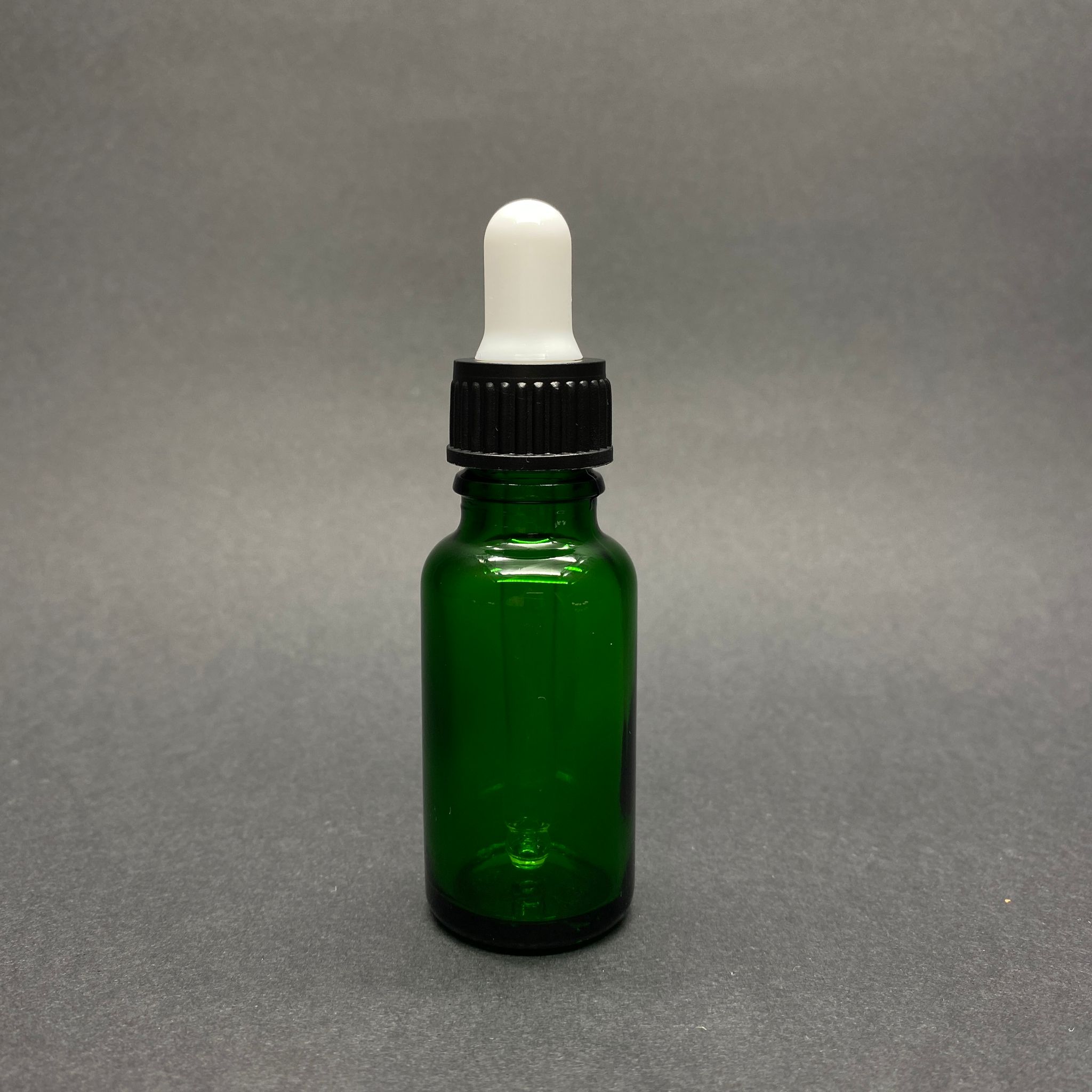 20 Cc Yeşil Cam Damlalıklı Şişe - Beyaz Emzik - Siyah Plastik Kapak - 20 Ml Yeşil Cam Damlalıklı Şişe