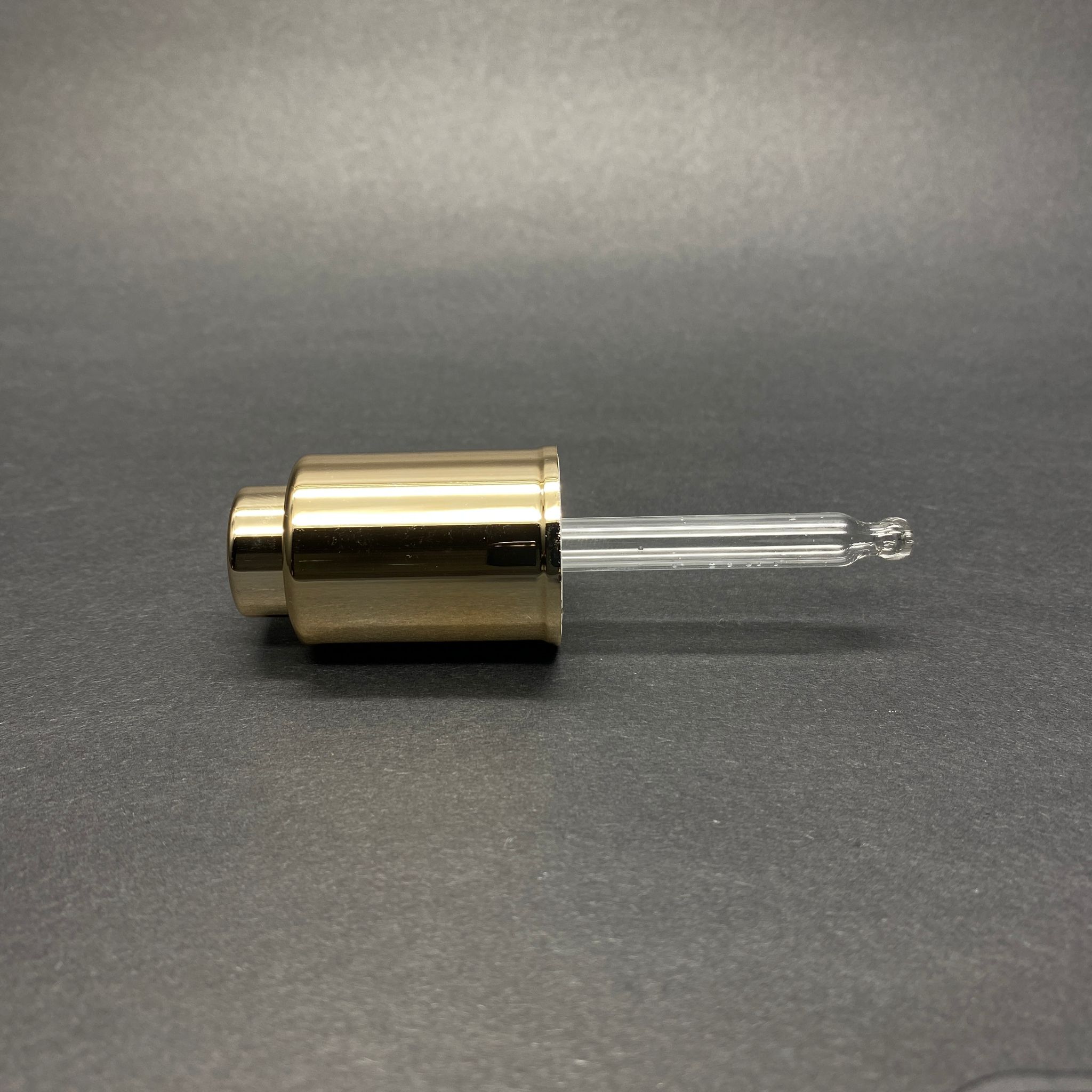 20 Mm Cam Damlalık Takım - Basmalı Gold Damlalık (İçi Köpük Contalı) + 65 Mm Cam Pipet  - 30 Cc Omuzlu Serum Şişesi İçin