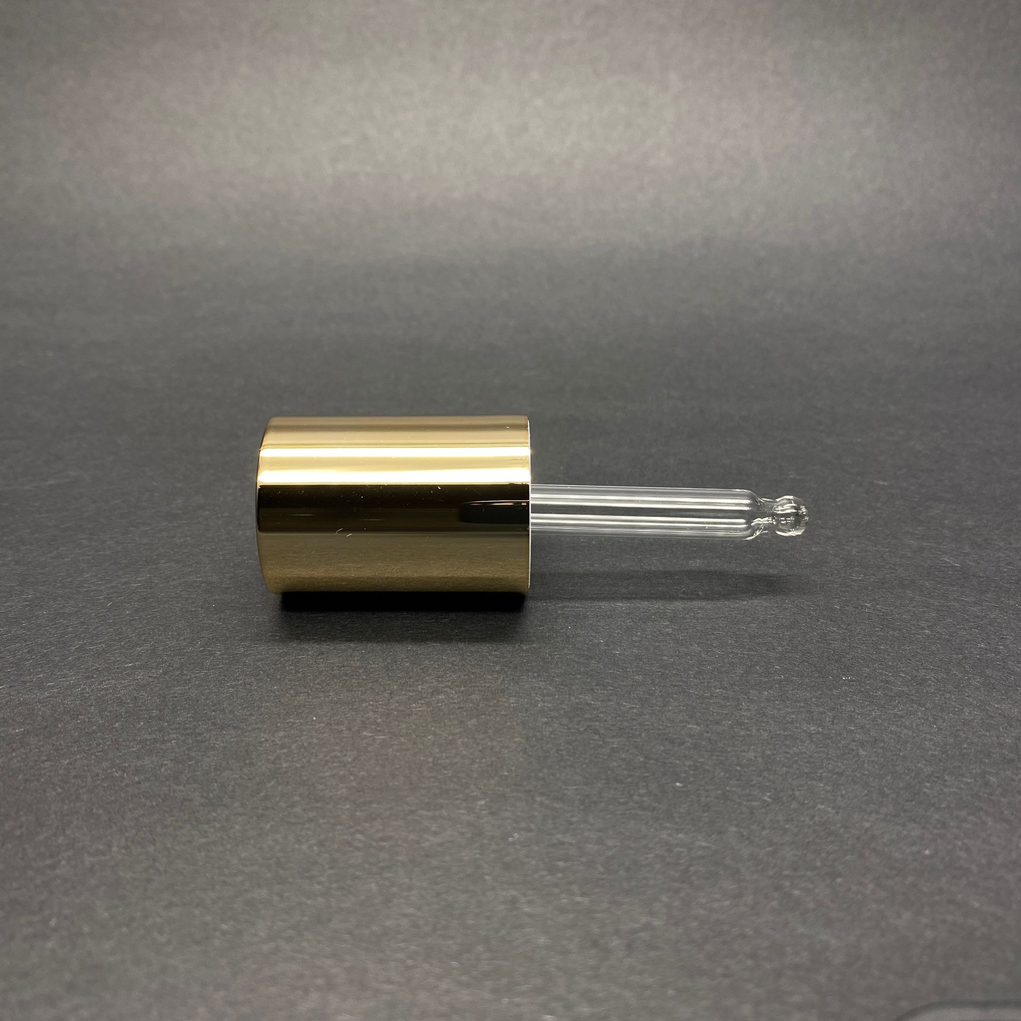 20 Mm Cam Damlalık Takım - Byore Model (Çevirince Basma Butonu Çıkar) Basmalı Gold Damlalık (İçi Köpük Contalı) + 65 Mm Cam Pipet  - 30 Cc Omuzlu Serum Şişesi İçin