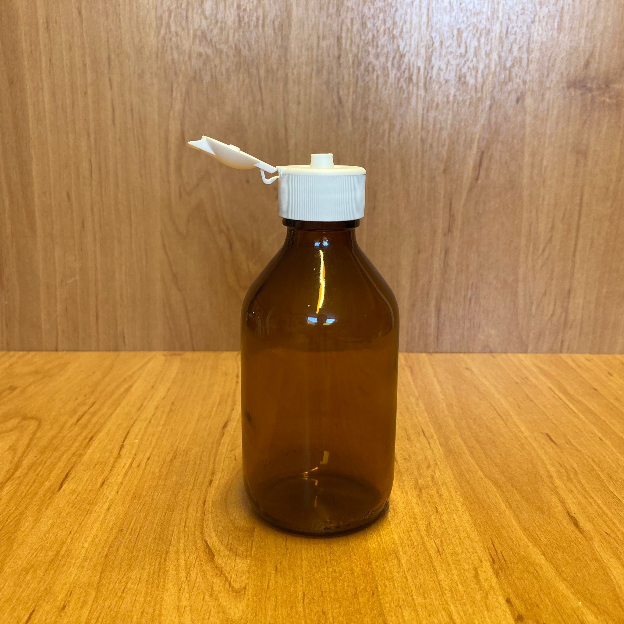 200 Cc Amber Cam Şişe - Beyaz Akıtıcılı Fliptop Kapaklı - 200 Ml Kahverengi Boş Şurup Şişesi - Açılır Kapanır Kapaklı