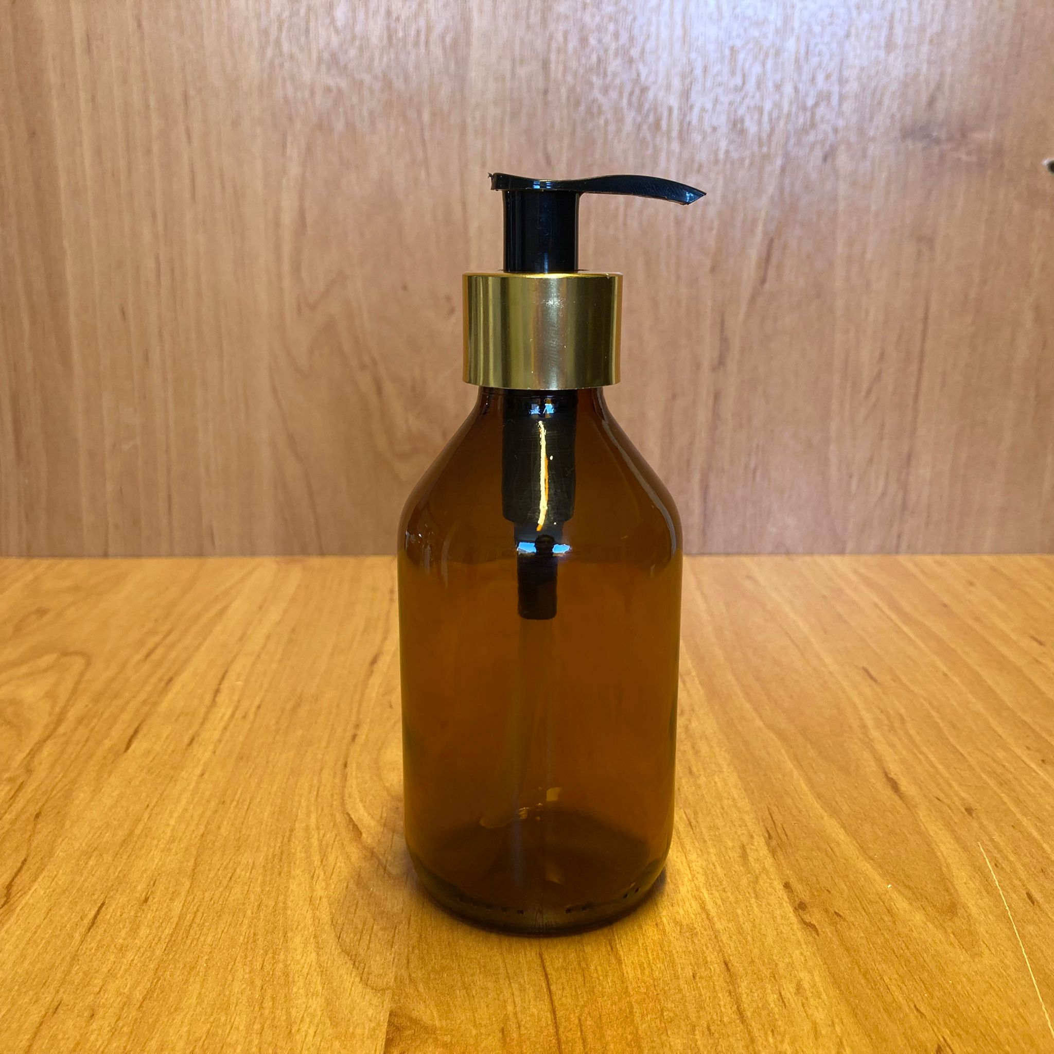 200 Cc Amber Cam Şişe - Gold Pompalı - 200 Ml Kahverengi Pompalı Şişe