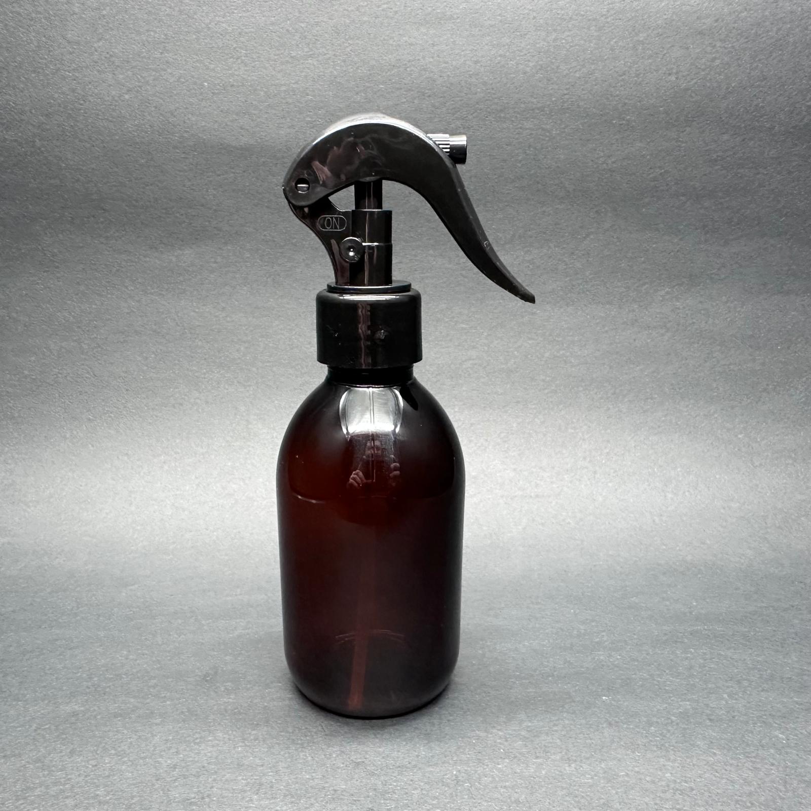 200 Cc Amber Pet Ecza Şişesi - Siyah Triger Spreyli (Duman Püskürtür) - 200 Ml Kahverengi Plastik Şurup Şişesi (21 Gr)