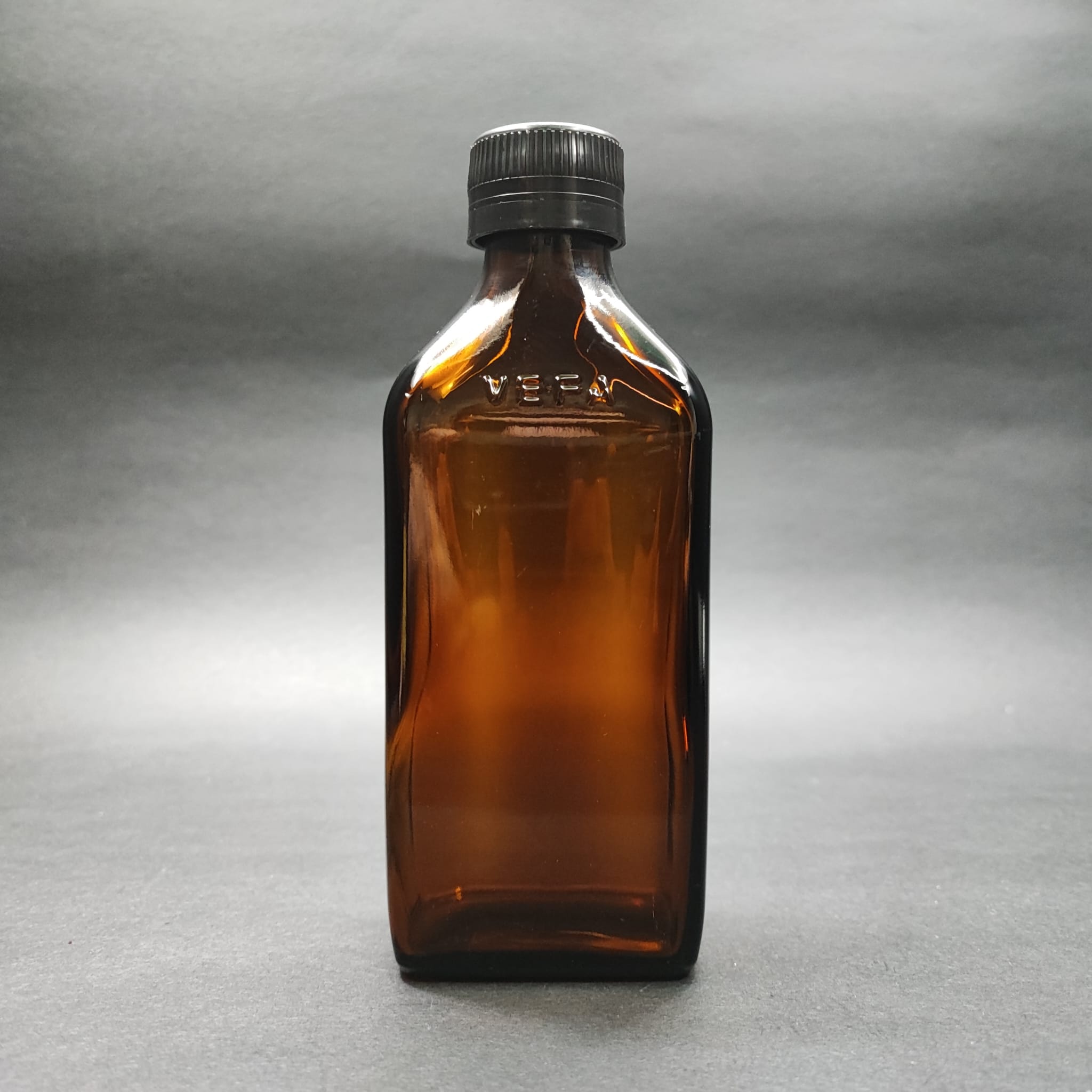 200 Cc Amber Yassı Cam Şişe - Contalı Siyah Etekli Kapaklı - 200 Ml Yassı Cold Brew Cam Şişe (Üstü Yazılı)