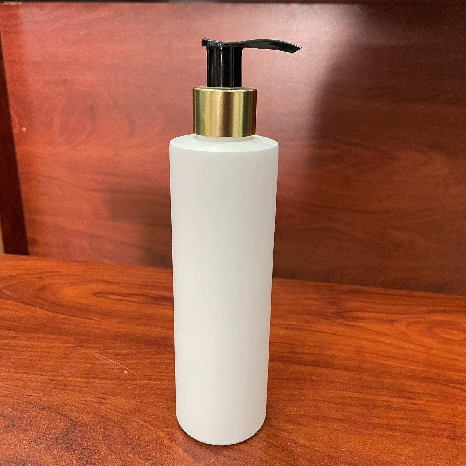 200 Cc Beyaz Silindir Model Mat Sert Polietilen Şişe - Gold Pompalı - 200 Ml Pompalı Beyaz Polietilen Şişe