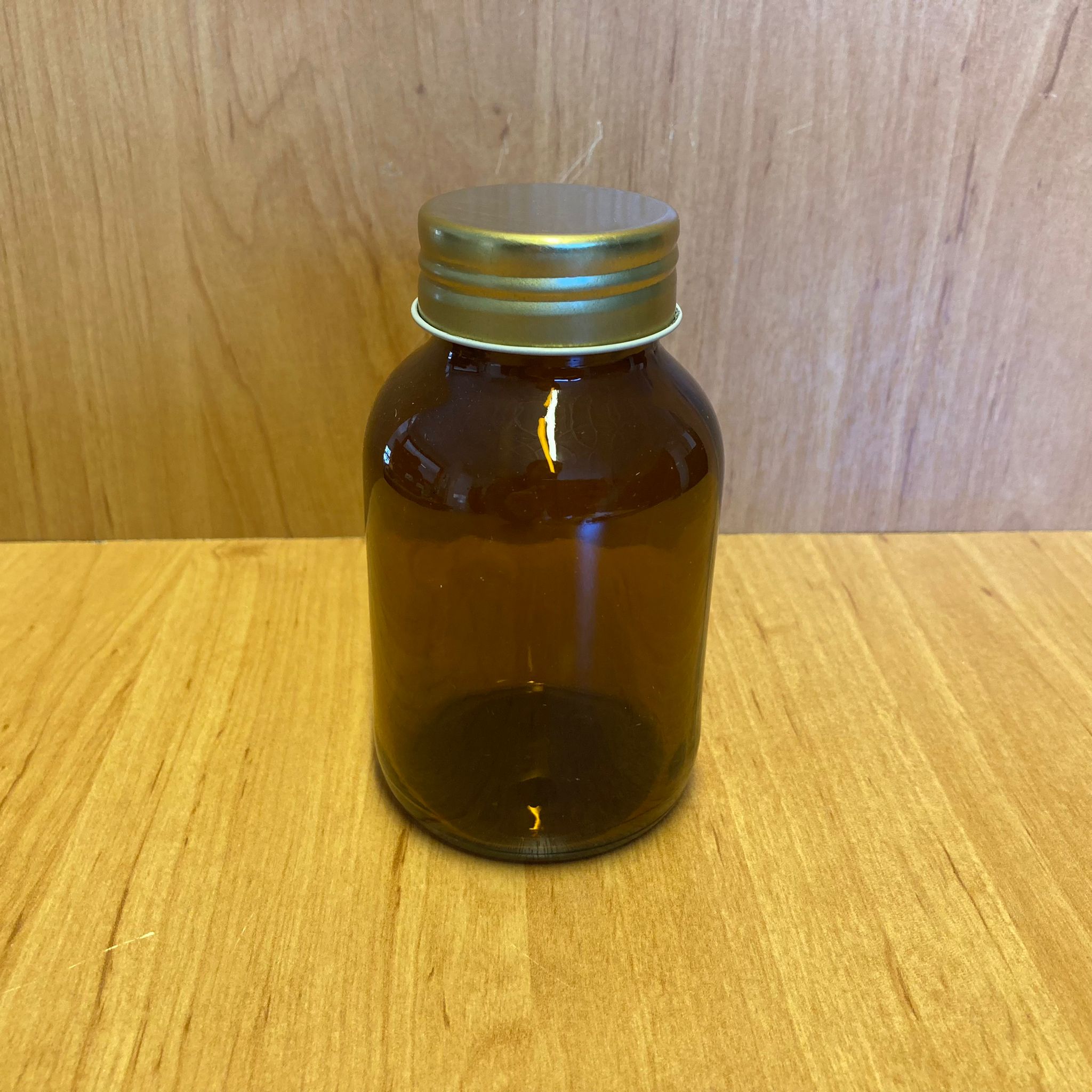200 Cc Cam Amber Tablet Şişesi - Gold Metal Kapaklı - 200 Ml Cam Tablet Şişesi Metal Kapaklı