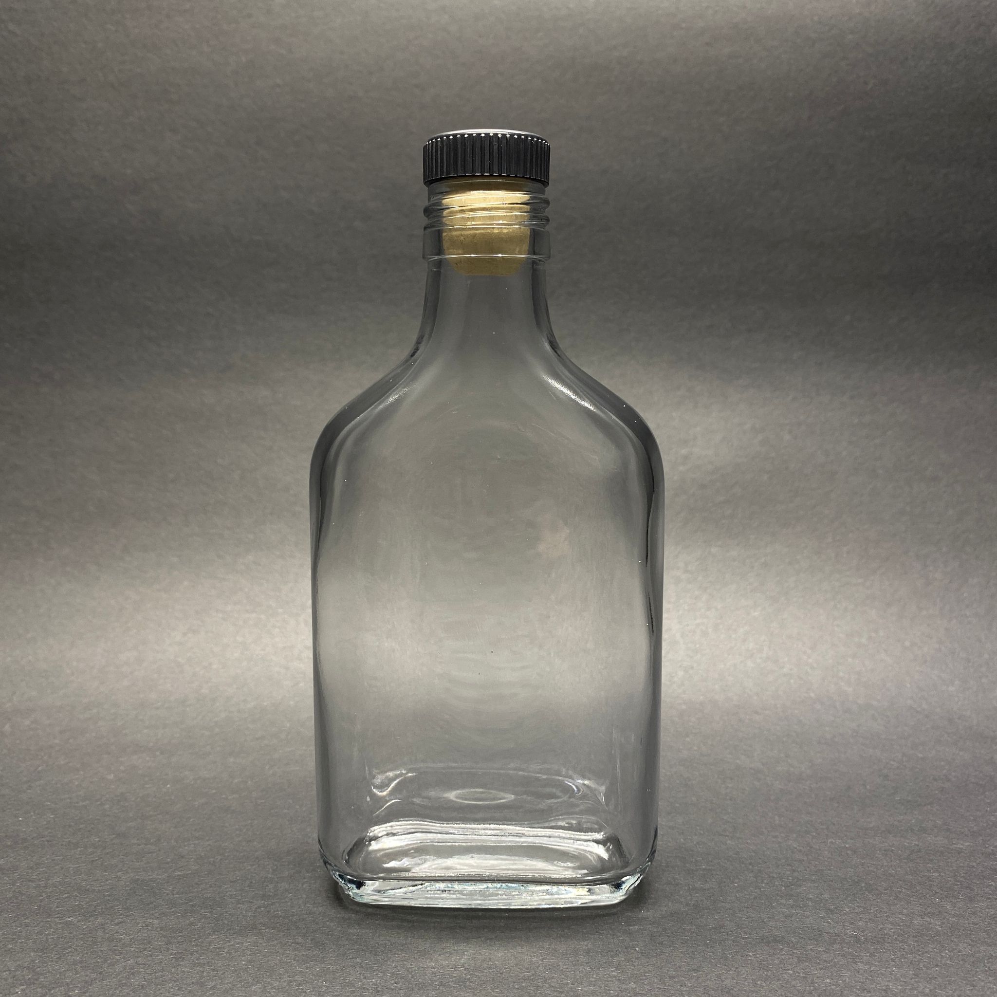200 Cc Coldbrew Yassı Cam Şişe - Siyah Başlıklı Doğal Mantar Tıpalı - 200 Ml Yassı Soğuk Kahve Şişe